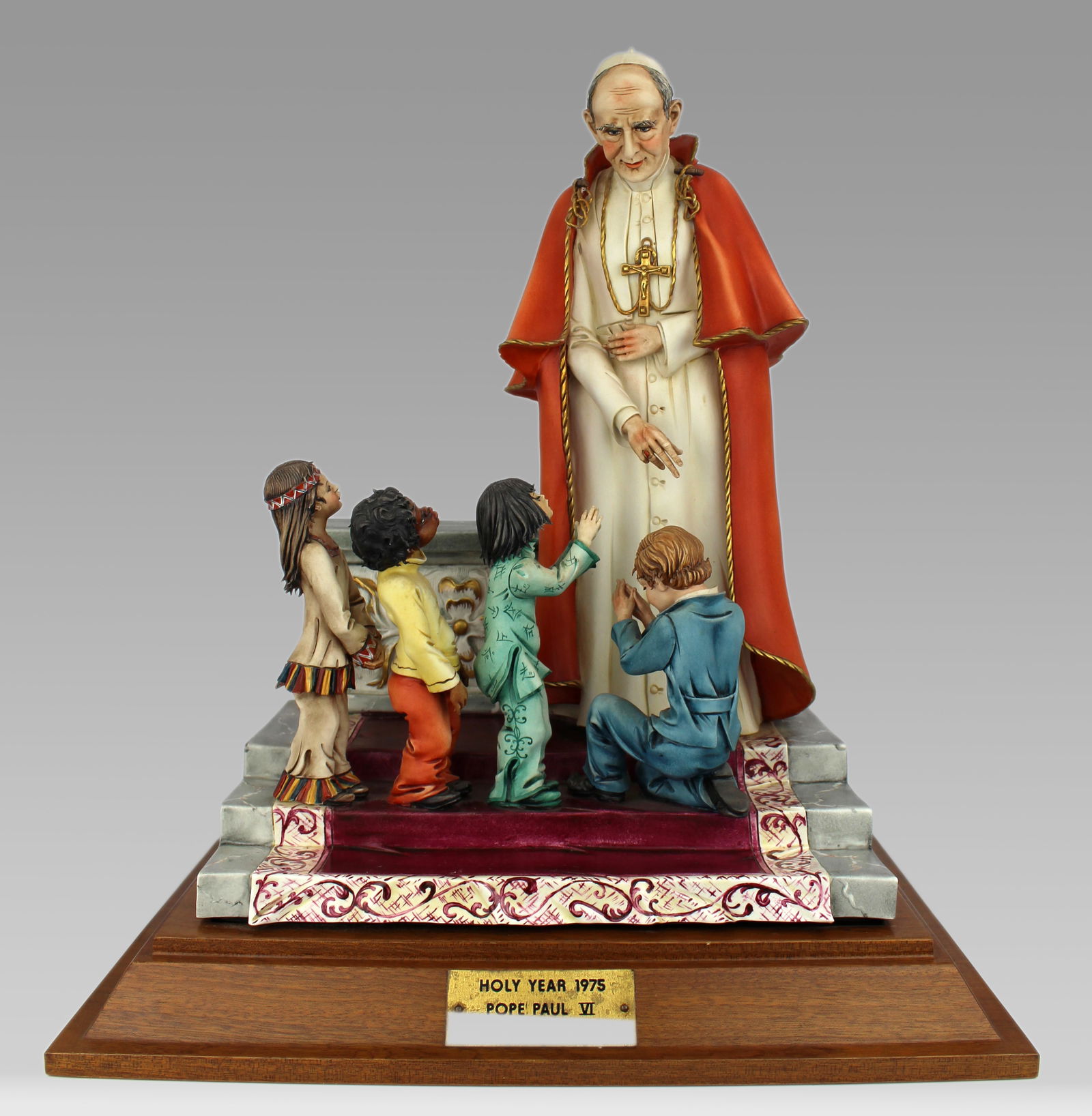 Large Capodimonte Porcelain Figurine – Pope Paul Vi: Title: Large Capodimonte Porcelain Figurine – Pope Paul VI Description: Large Capodimonte Porcelain Figurine – Pope Paul VI, Holy Year 1975 – Signed Corti, Limited Editi