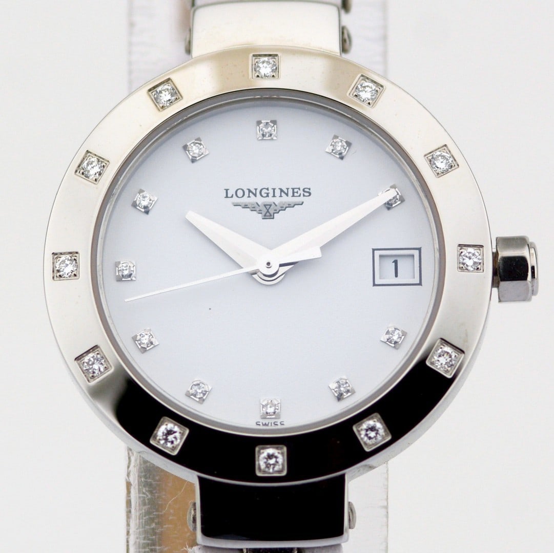 Title: Longines / L5.175 Diamond Bezel Diamond Case White Leather Strap - Lady's Steel: Title: Longines / L5.175 Diamond Bezel Diamond Case White Leather Strap - Lady's Steel WristwatchDescription: Brand : Longines Model : L5.175 Diamond Bezel Diamond Case White Leather Strap L5.175 Gend