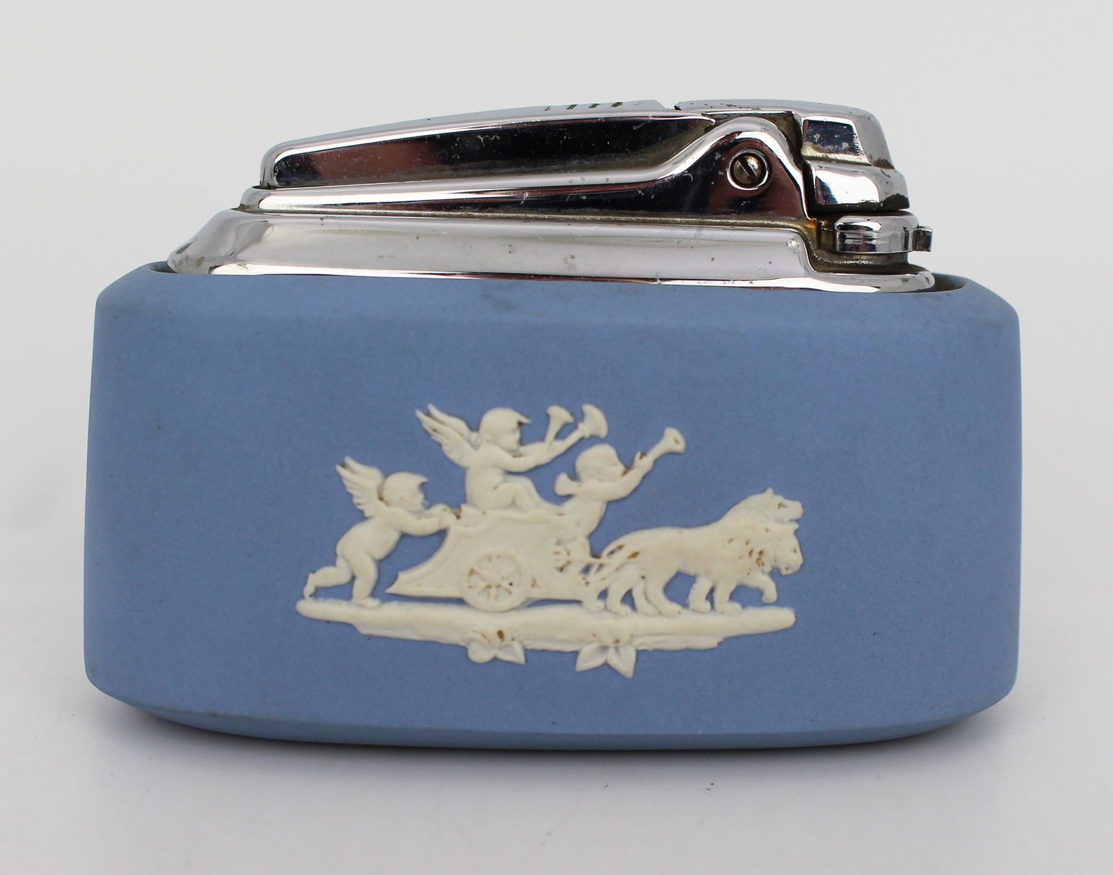 Wedgwood Jasperware Table Lighter: Title: Wedgwood Jasperware Table LighterDescription: Condition: UsedLocation