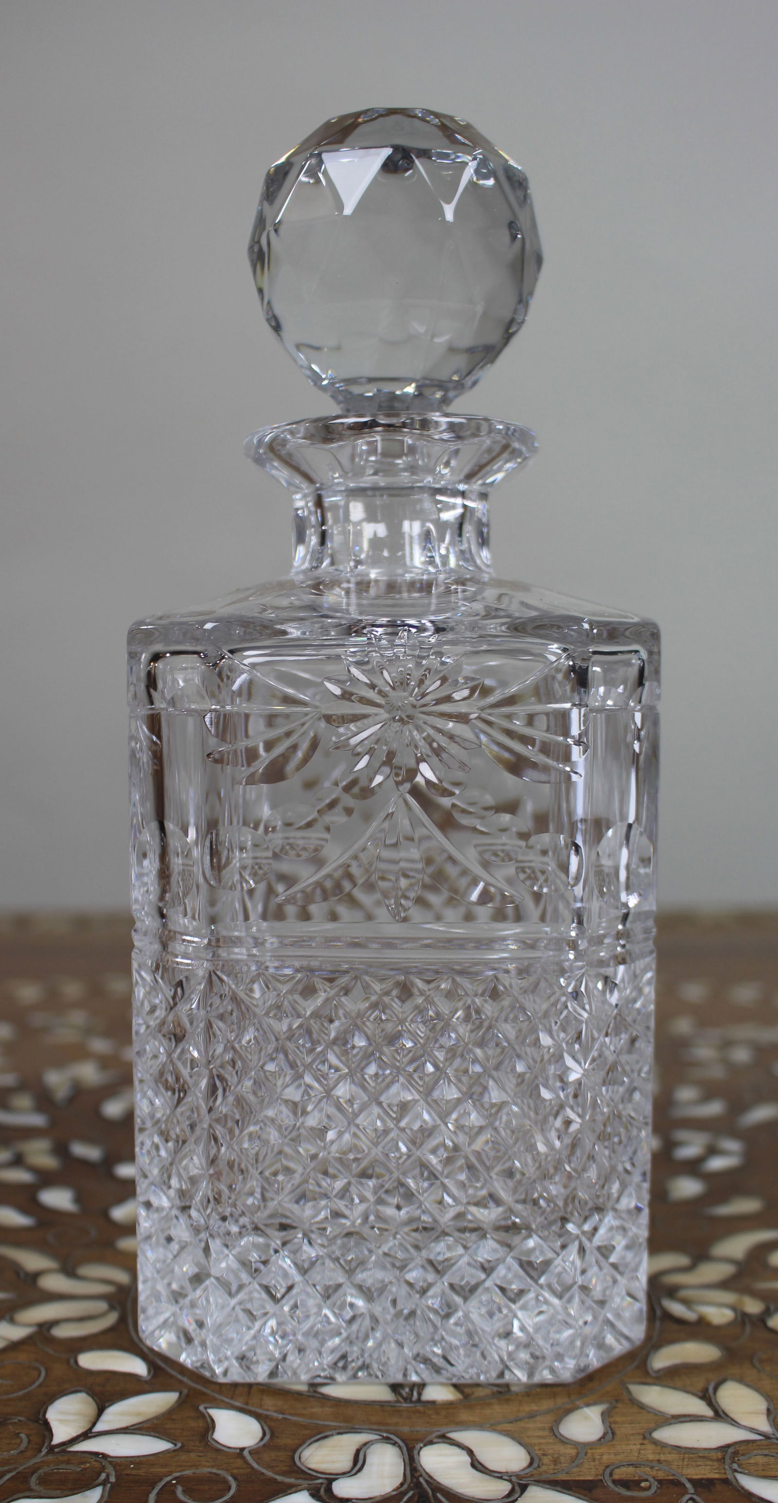 Stuart Beaconsfield Cut Spirit Decanter (1 of 13)