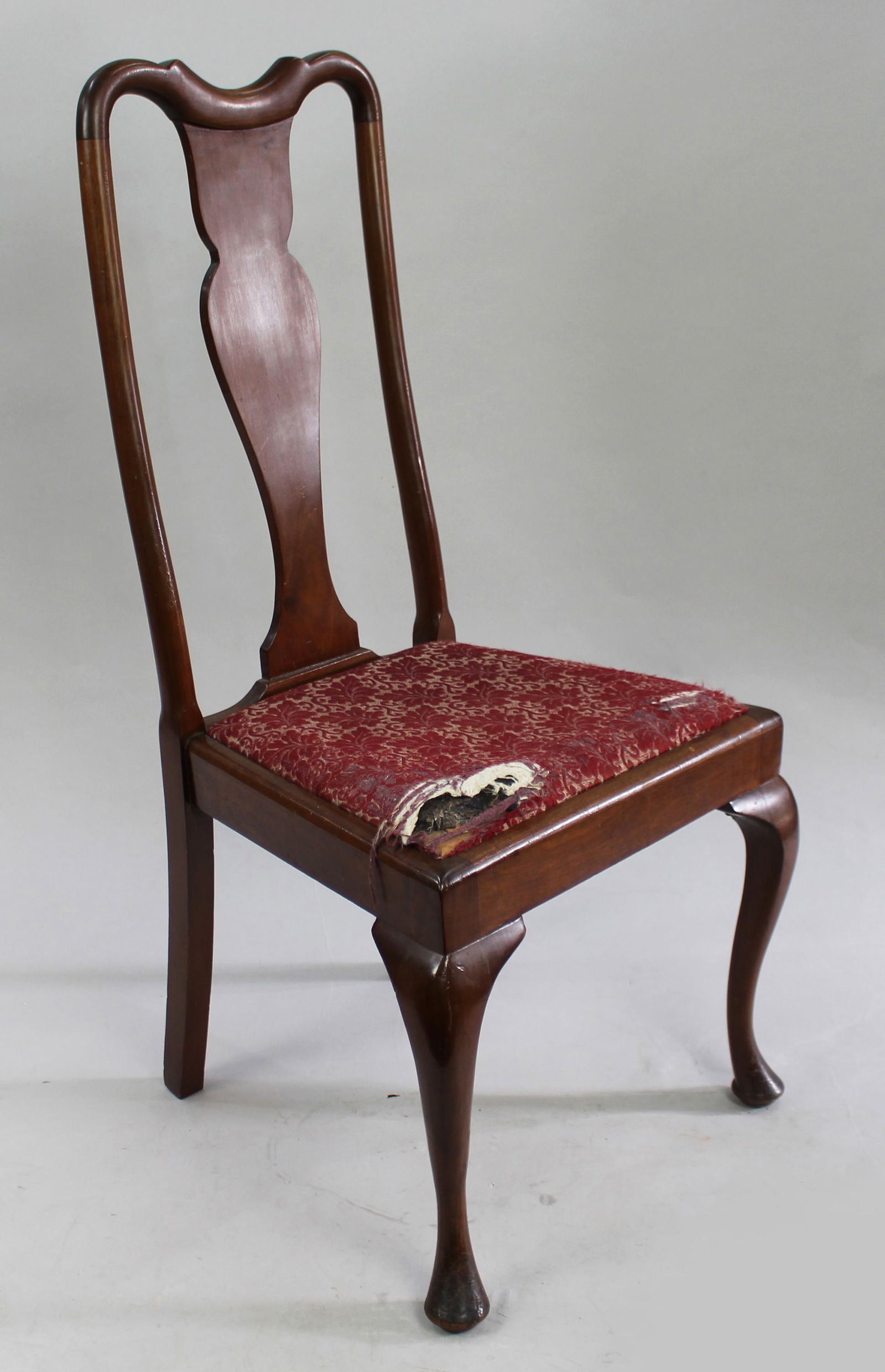 Vintage Queen Anne Style Chair (1 of 3)