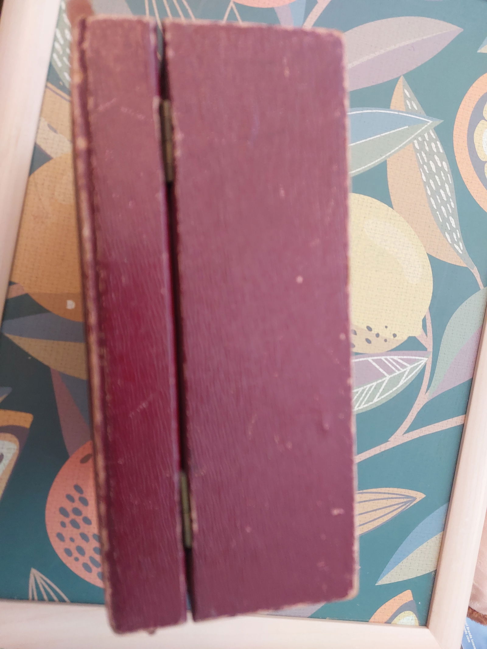 Vintage Jewellery Box With Contents - 6