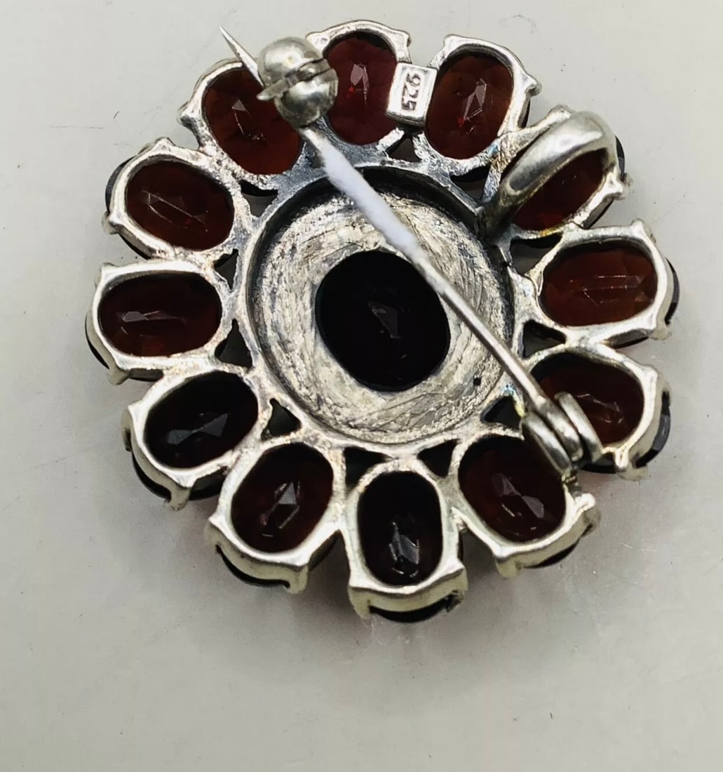 Large Antique Sterling Silver Red Wine Almandine Garnet Brooch/Pendant - 3