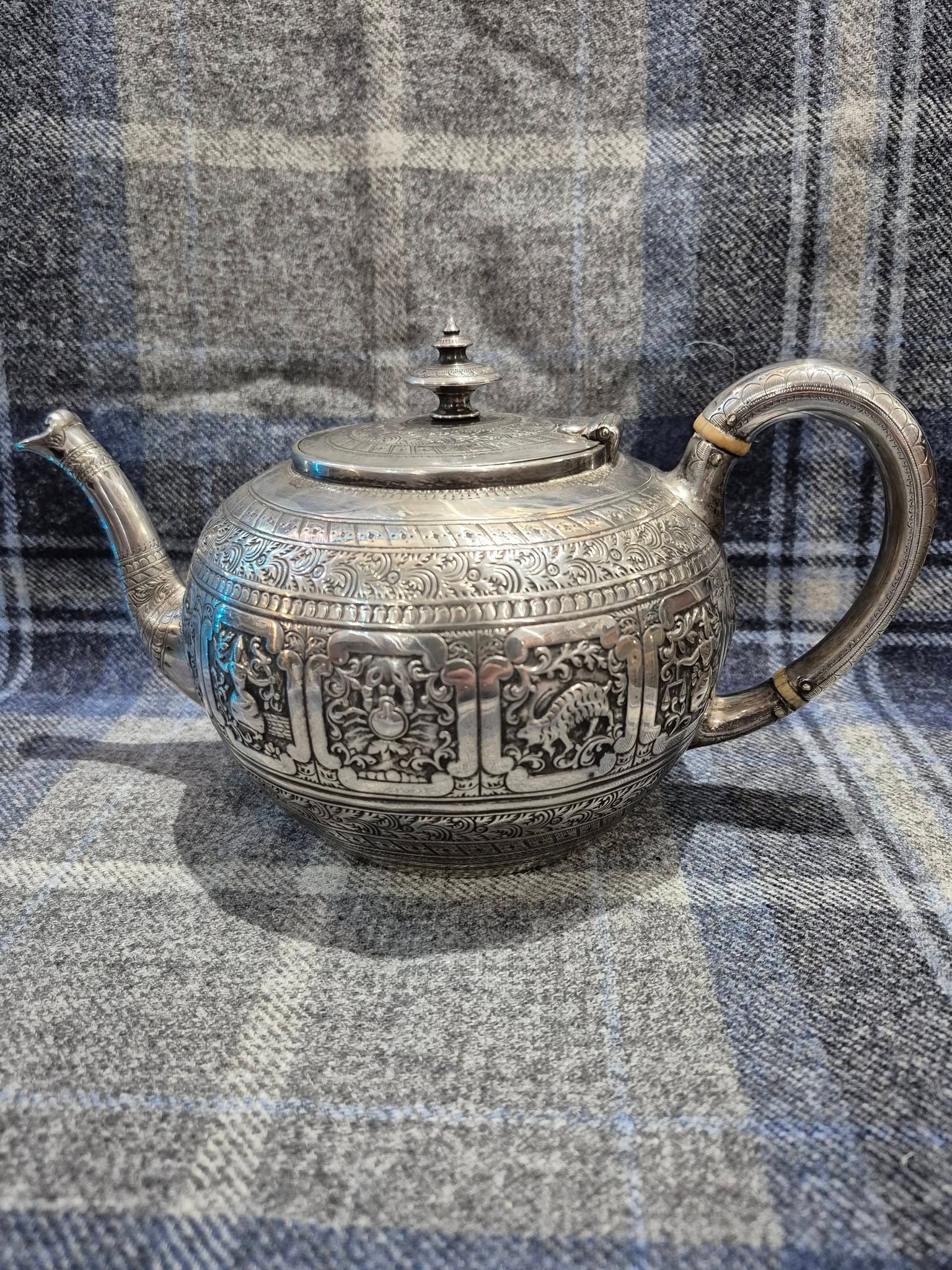 1873 Edward & Son Glasgow Solid Silver Tea/Coffee Set - 3