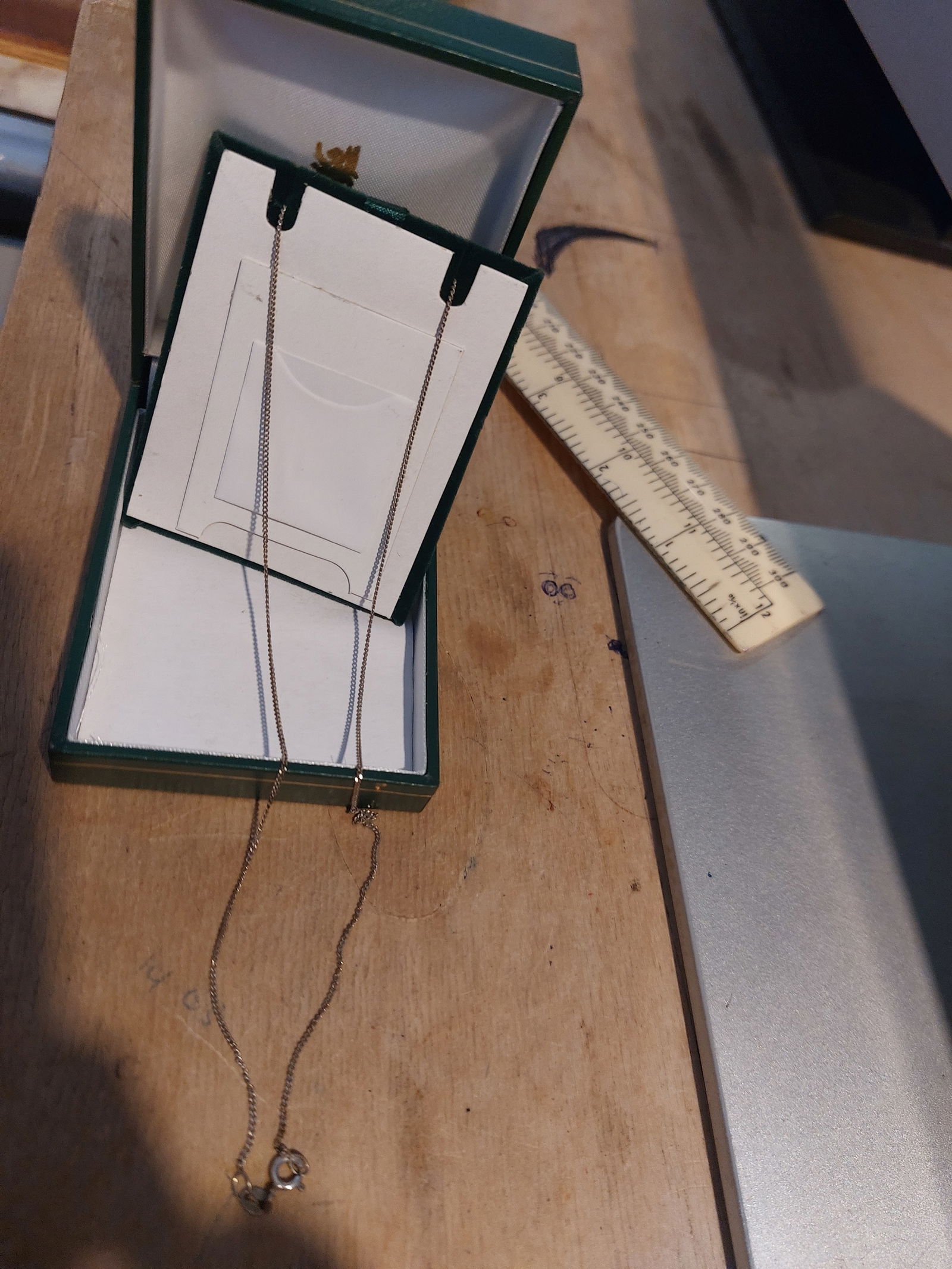 Pretty Silver Heart Pendant and Chain - 4