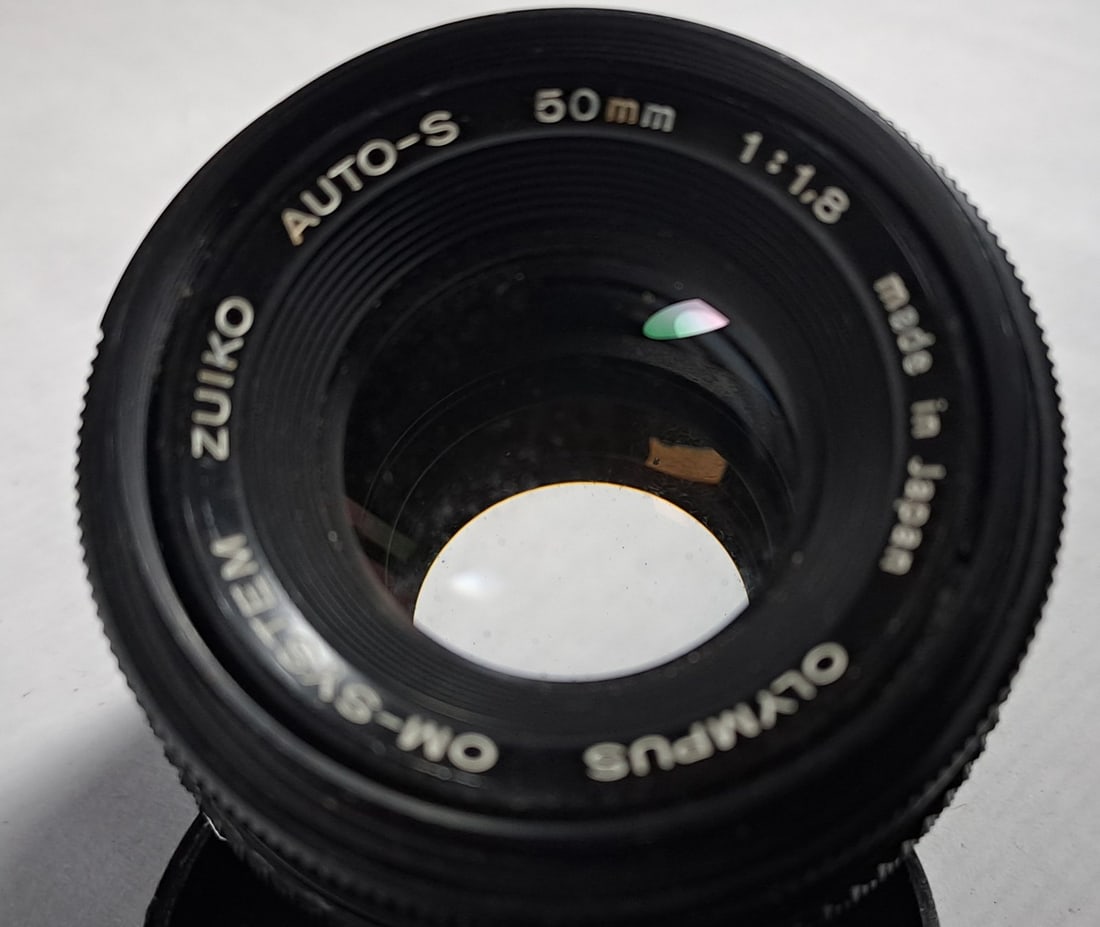 Olympus Zuiko 50mm f/1.8 + Hanimex Telephoto Zoom + Minolta AF 2× Teleplus MC7 - 8