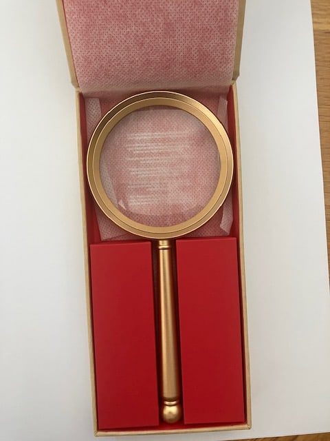 Magnifying Hand Held Glass (1 of 5)