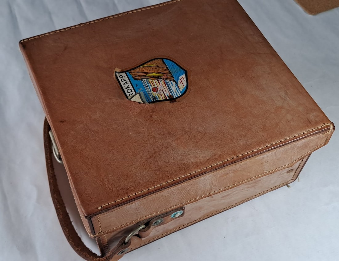 Mamiya C220 Pro TLR 120 Film Camera & Sekor 80mm f/2.8 Lens In Leather Case With Films - 10