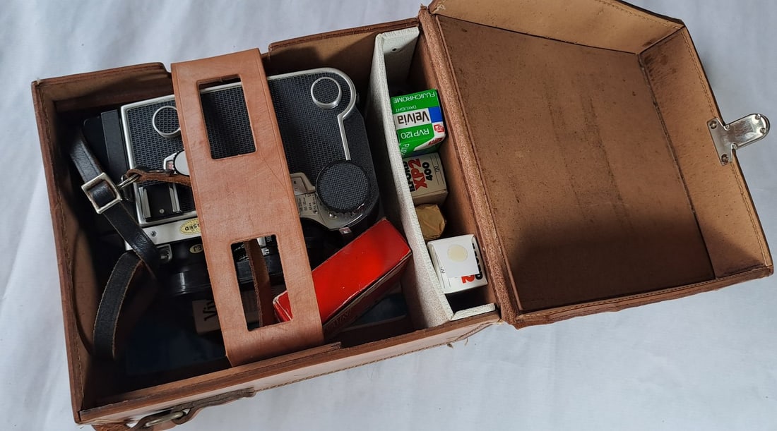 Mamiya C220 Pro TLR 120 Film Camera & Sekor 80mm f/2.8 Lens In Leather Case With Films - 11