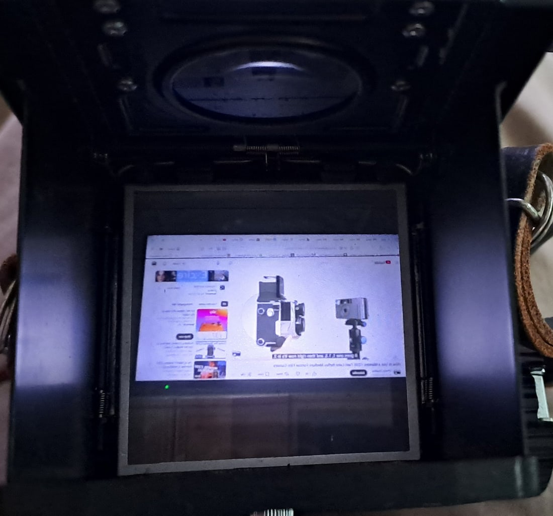 Mamiya C220 Pro TLR 120 Film Camera & Sekor 80mm f/2.8 Lens In Leather Case With Films - 6