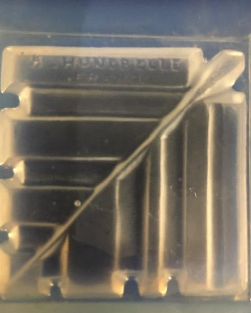 Andre Hunebelle (1896-1985) Art Deco, Opalescent Ashtray, Model M1123, 1930 - 6