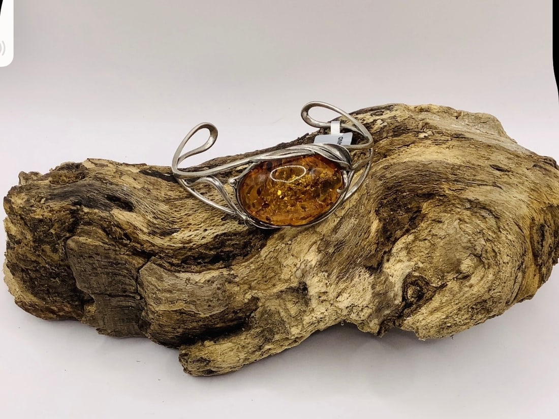 New TGGC Sterling Silver Cognac Amber Cabochon Cuff Bangle 17.86gm: Title: New TGGC Sterling Silver Cognac Amber Cabochon Cuff Bangle 17.86gm Description: New TGGC Sterling Silver Cognac Amber Cabochon Cuff Bangle 17.86gm UK postage £4.95 Worldwide