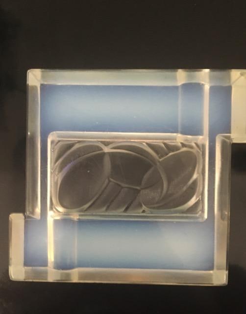 Andre Hunebelle (1896-1985) Art Deco, Opalescent Ashtray, Swimmers, 1930 - 7