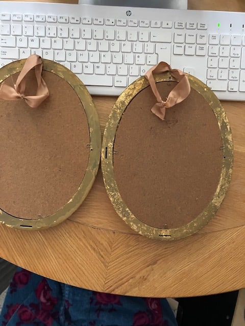 2 Italian Oval Pictures - 4