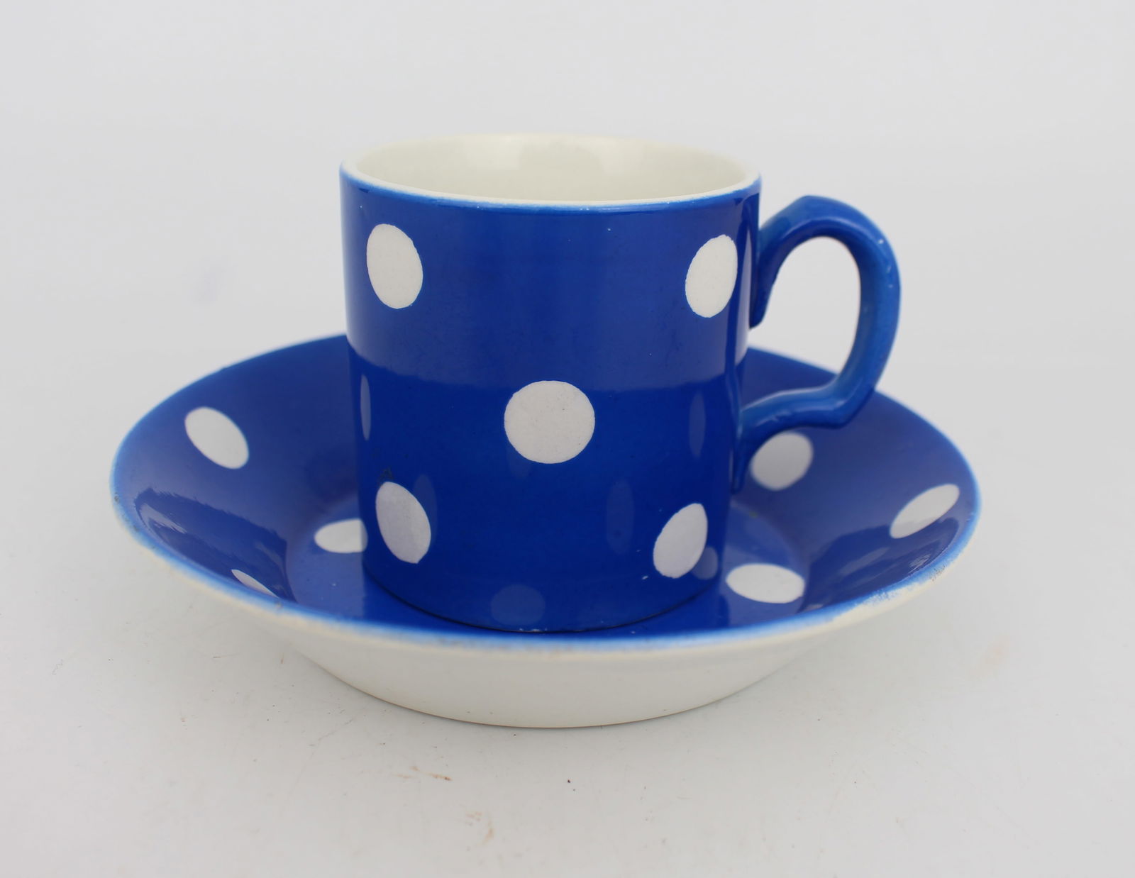 Dutch Societe Ceramique Maestricht Cup & Saucer: Title:Dutch Societe Ceramique Maestricht Cup & Saucer Description: Dutch Societe Ceramique Maestricht Demitasse Cup & Saucer Demitasse or coffee can & saucer Blue & white polka dot