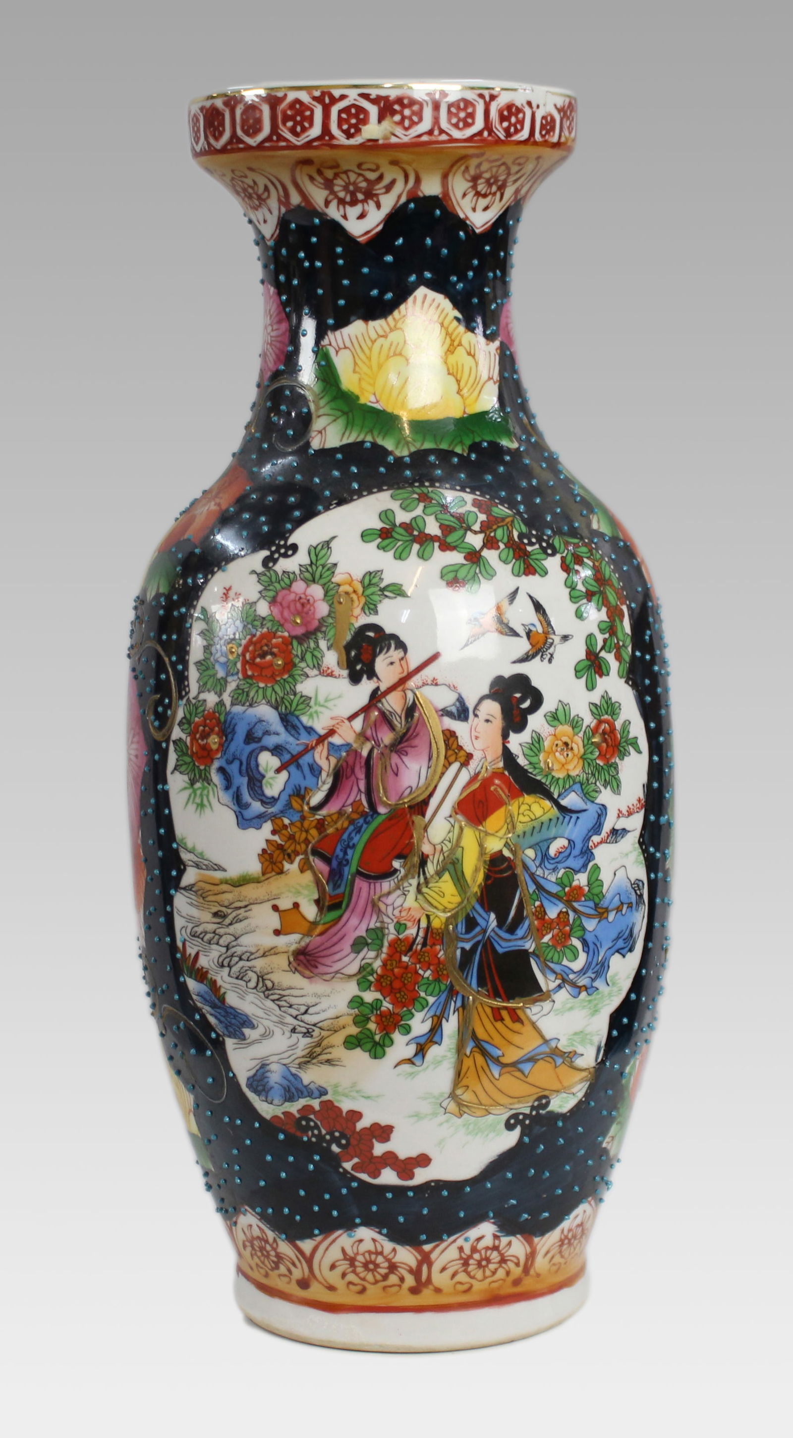 Decorative Japanese Porcelain Vase, Mid to Late 20th Century: Title:Decorative Japanese Porcelain Vase, Mid to Late 20th Century Description: Decorative Japanese Porcelain Vase, Mid to Late 20th Century A striking Japanese porcelain vase of baluster