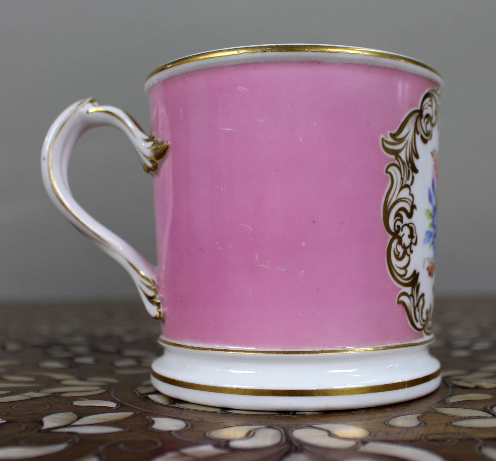 Mid-19th Century Grainger Worcester Porcelain Tankard – Rose Pompadour Ground: Title:Mid-19th Century Grainger Worcester Porcelain Tankard – Rose Pompadour Ground Description: Mid-19th Century Grainger Worcester Porcelain Tankard – Rose Pompadour Ground A fine
