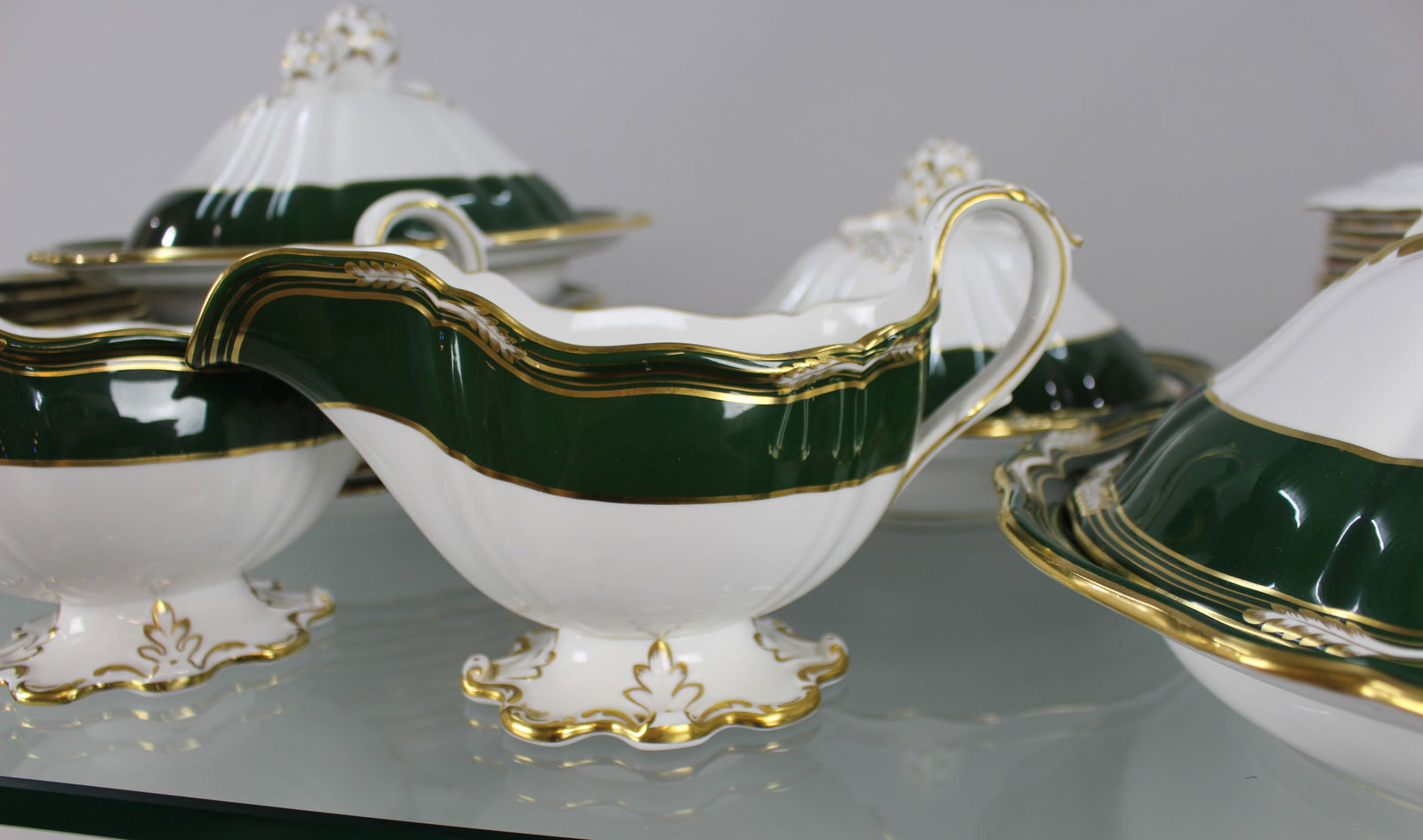 Fine Spode Harrogate Bone China Dinner Service - 8