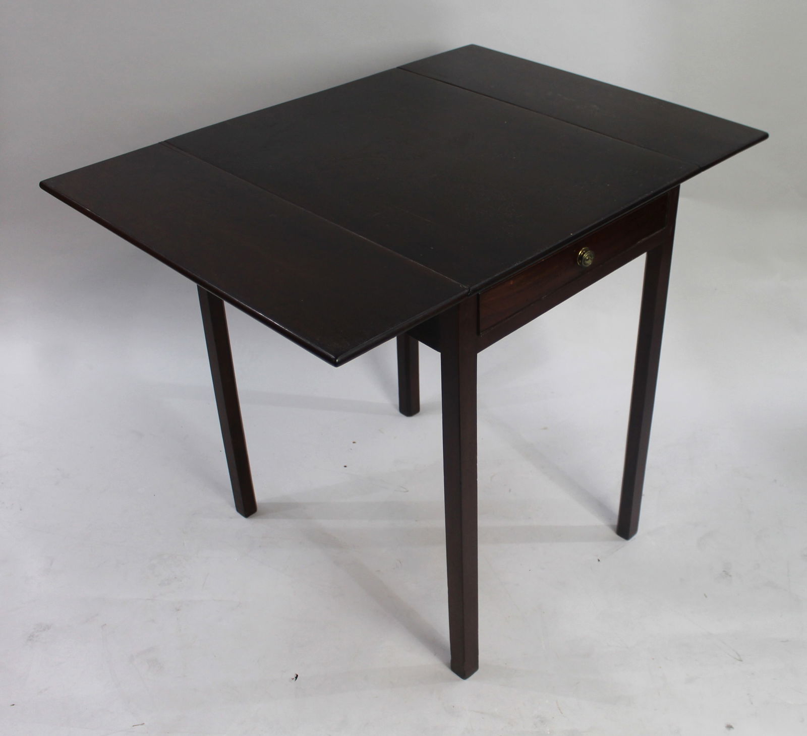 Georgian Mahogany Pembroke Table - 7