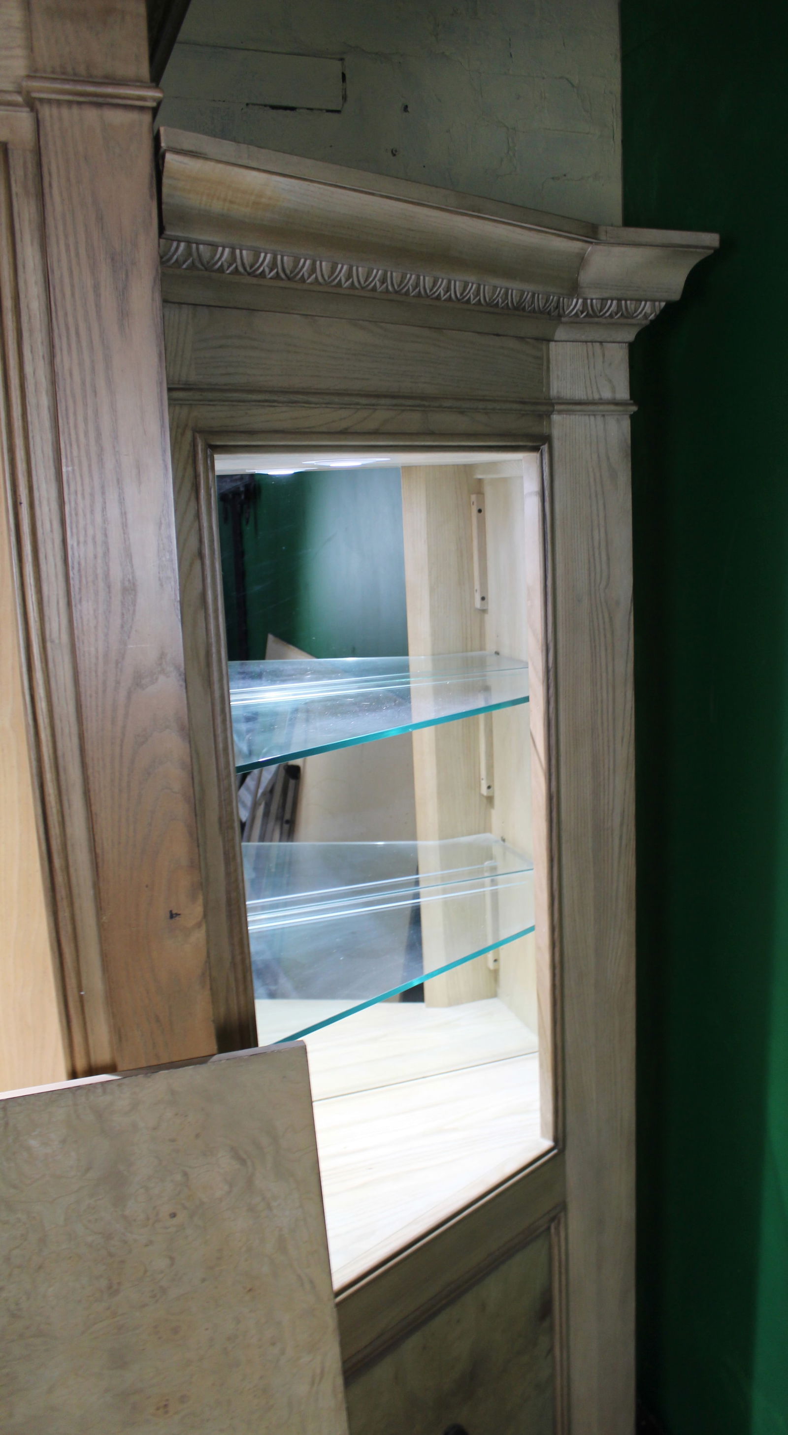 Quality Fitted Pediment Cabinet Unit by Drexel Heritage - 4