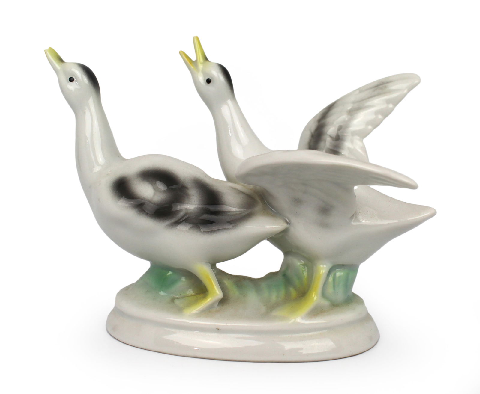 German Gerold Porzellan Ducks: Title:German Gerold Porzellan Ducks Description: German Gerold Porzellan Ducks Measures 12 x 7 x 9 (height) cm. Very good condition; no chips, cracks or repairs Condition: Used Location