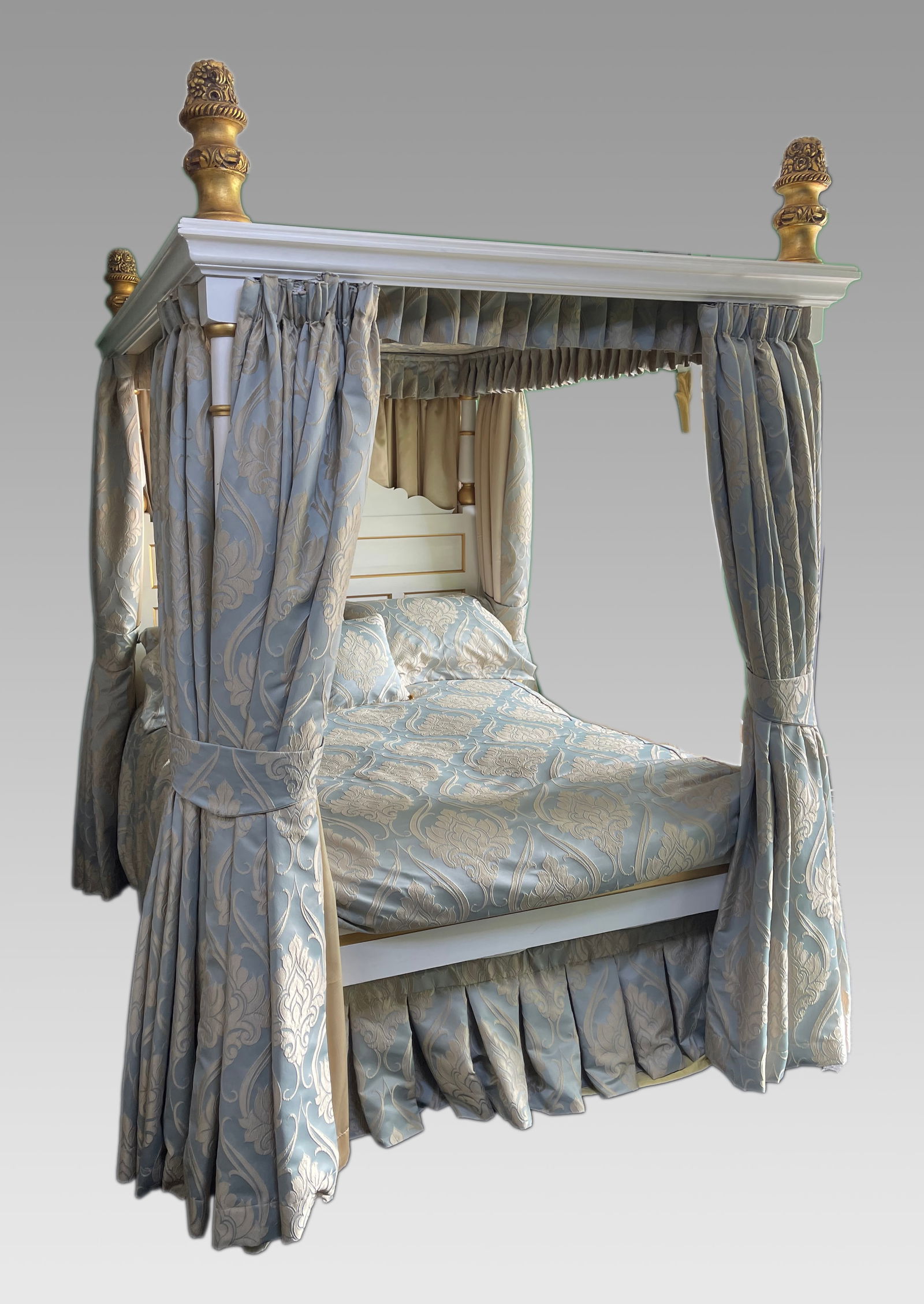 Hand Made White & Gold Painted Carved Wooden Four Poster Bed (1 of 16)