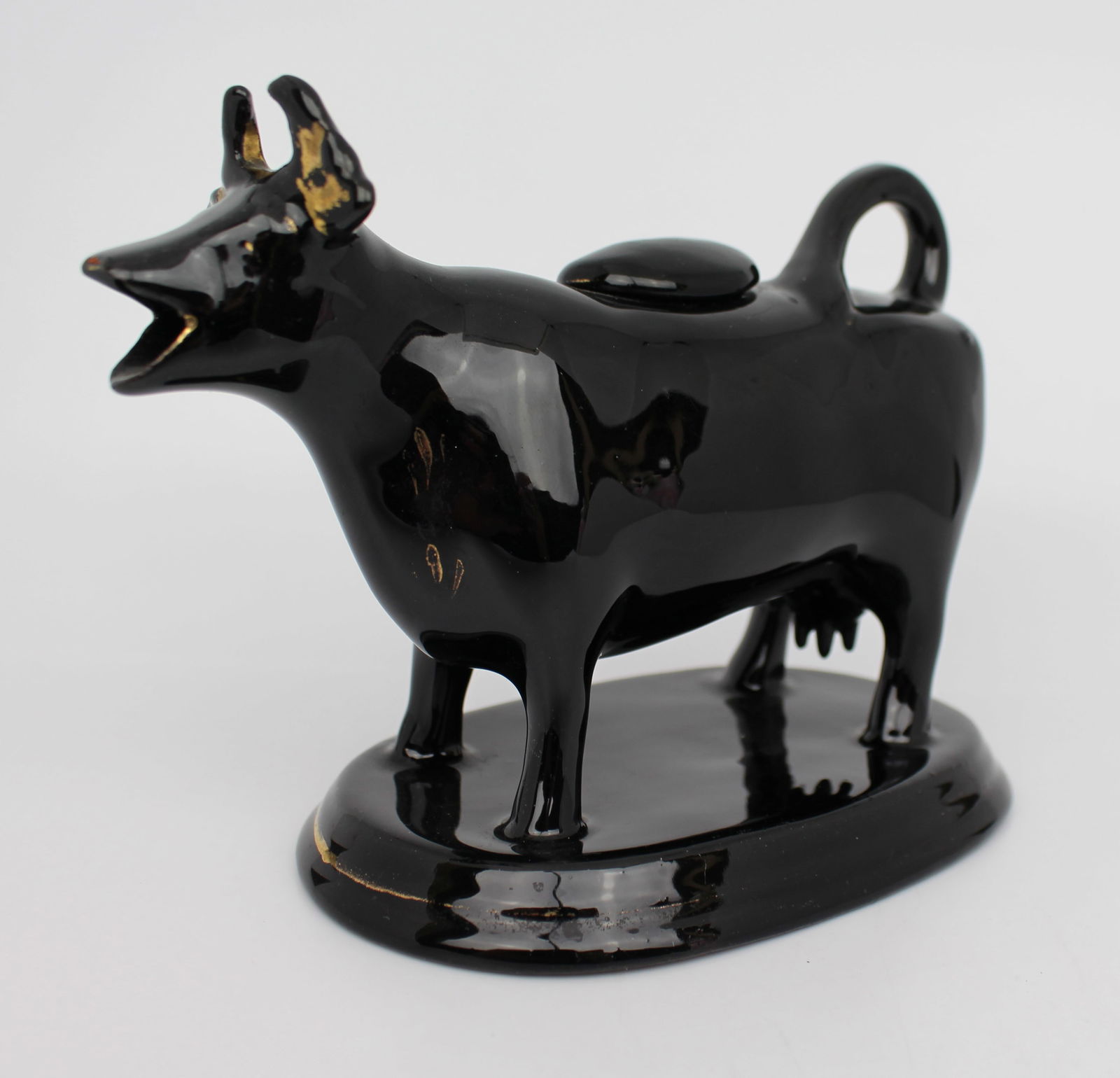 Staffordshire Cow Creamer c.1900: Title:Staffordshire Cow Creamer c.1900 Description: Staffordshire Cow Creamer c.1900 Condition: Used Location Category: Antiques