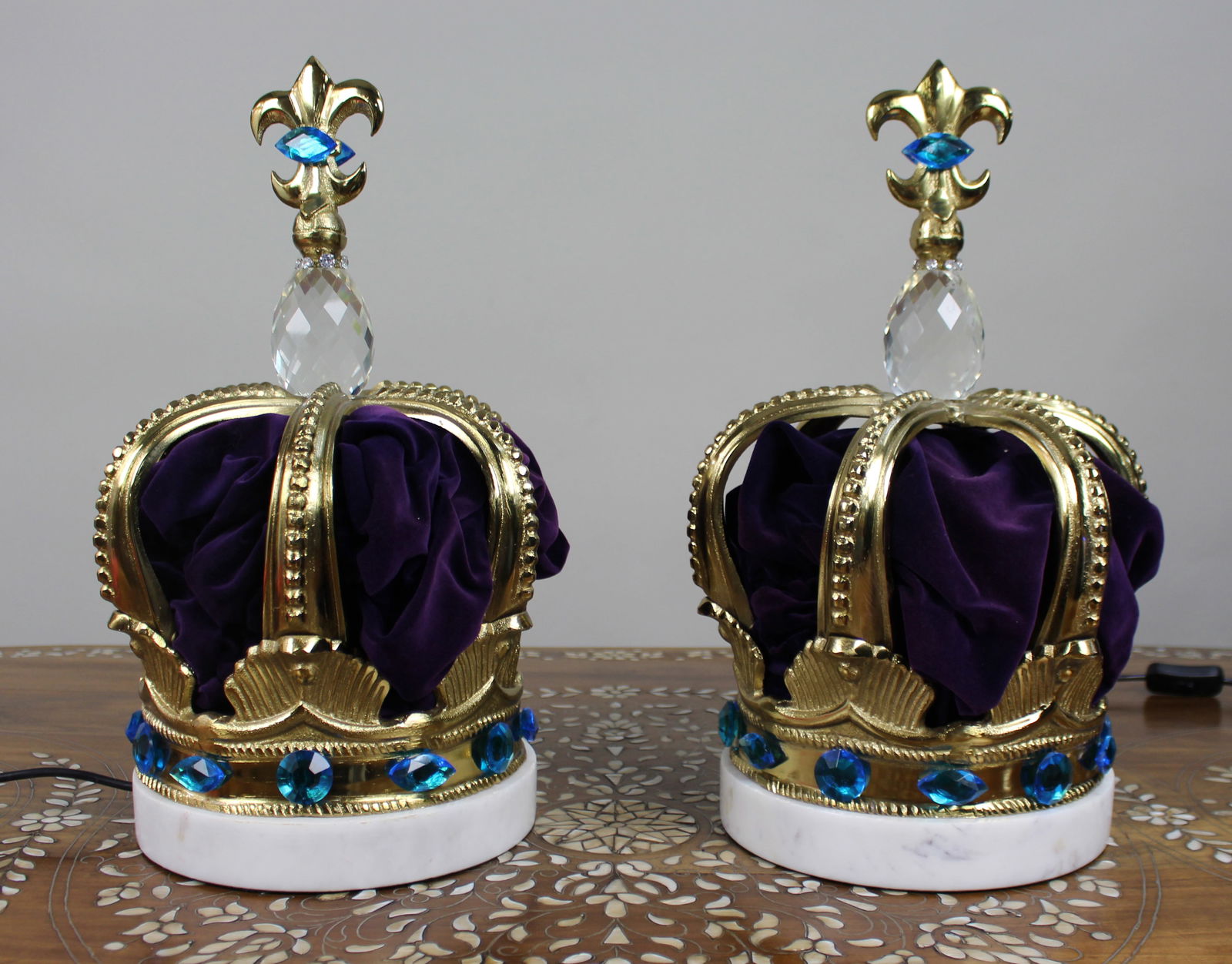 Pair of Decorative Crown Coronet Lamps with Marble Bases: Title:Pair of Decorative Crown Coronet Lamps with Marble Bases Description: Pair of Decorative Crown Coronet Lamps with Marble Bases A dramatic and finely detailed pair of decorative table lamps in