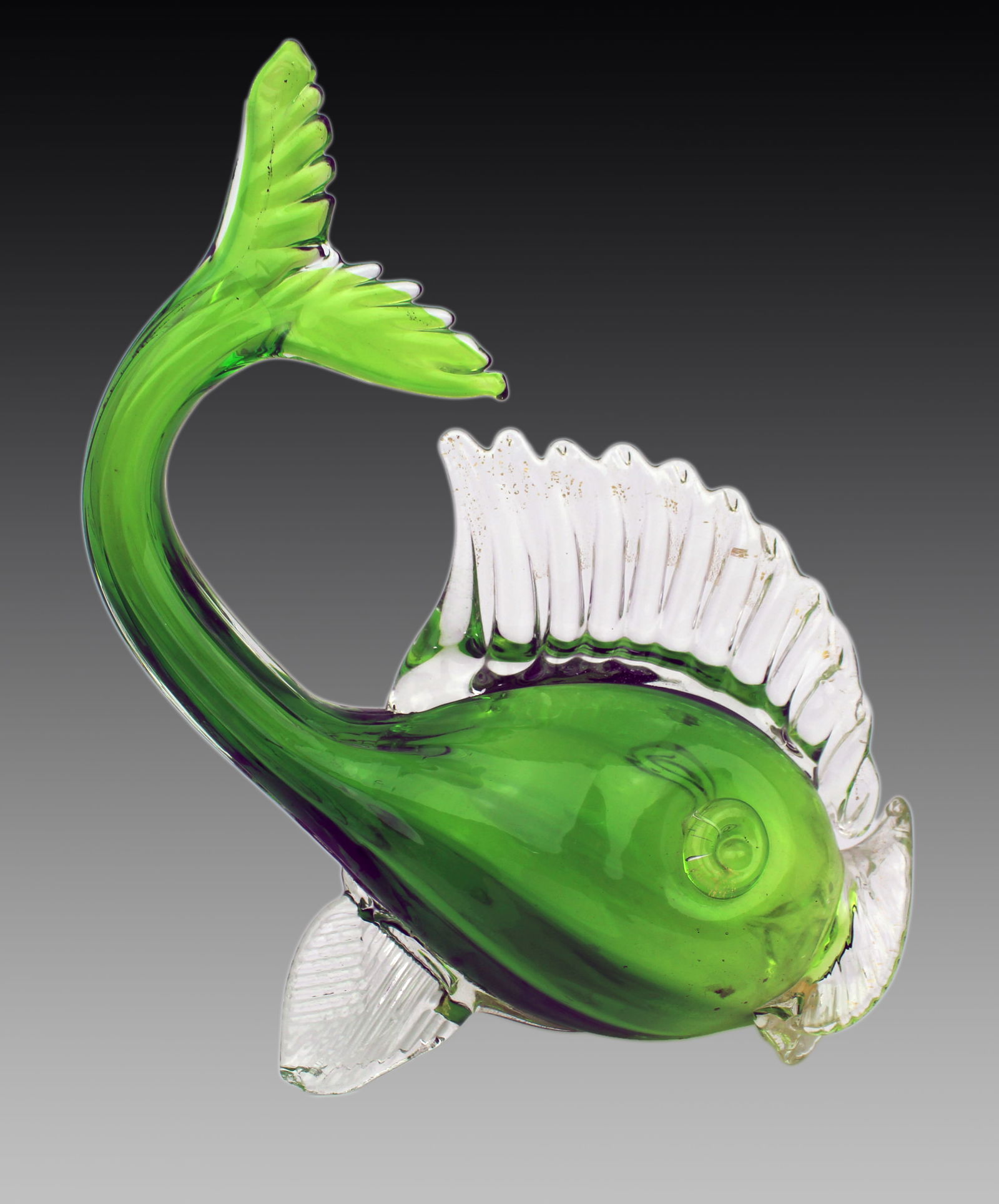 Murano Style Green and Clear Art Glass Fish Sculpture (1 of 5)