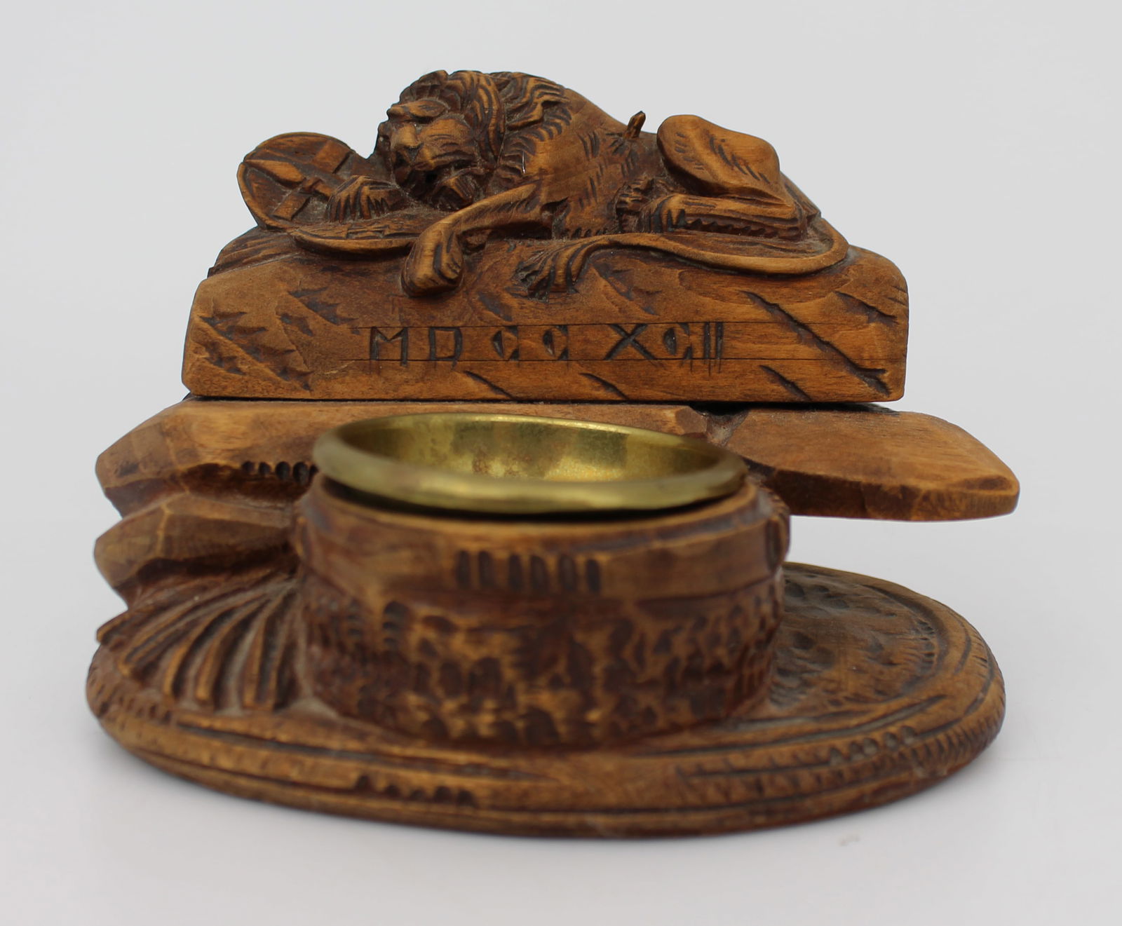 Carved Wooden Inkwell Depicting the Lion of Lucerne c.1900 (1 of 5)