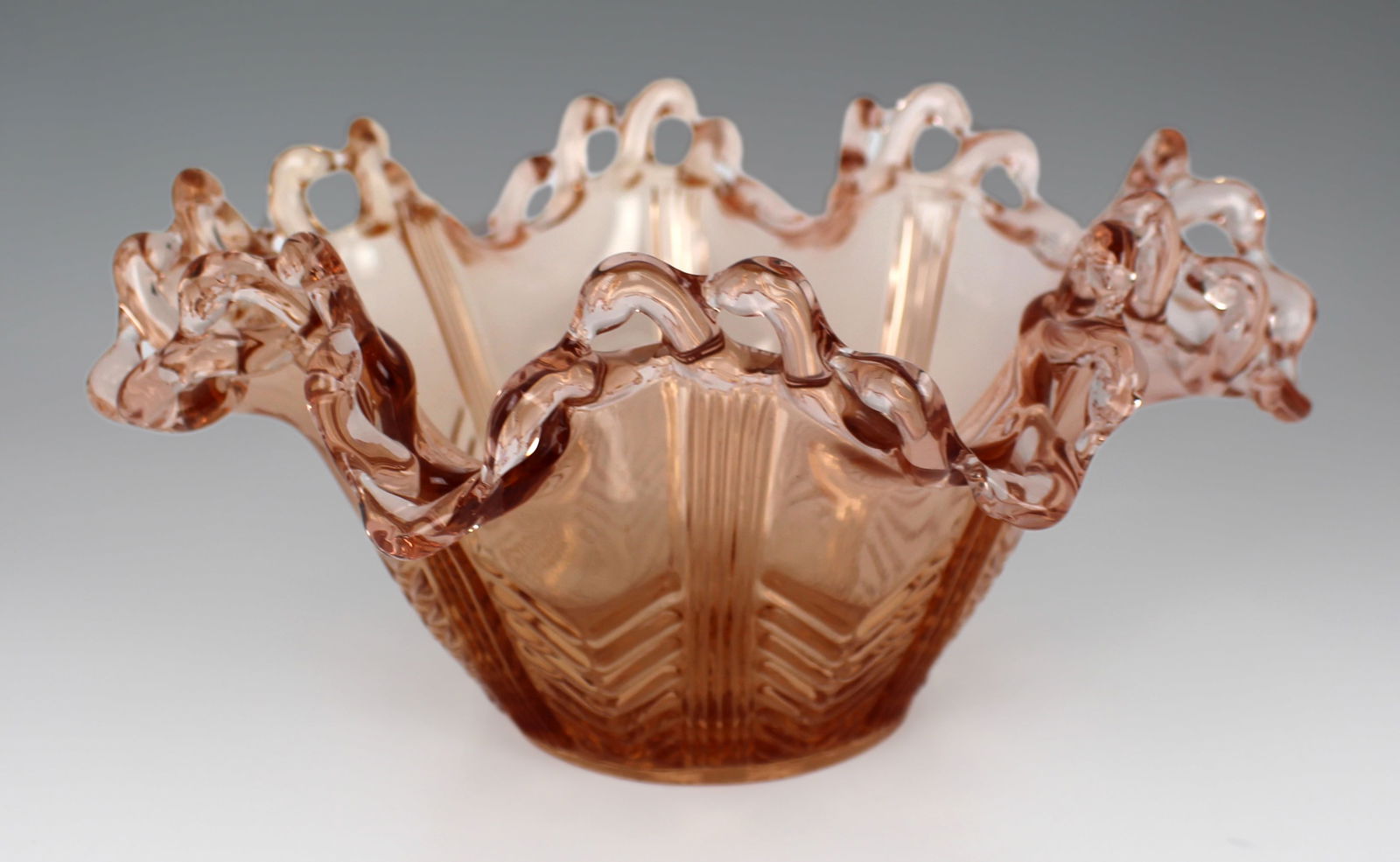 Vintage Brev Italian Pink Glass Pierced Rim Ruffled Bowl (1 of 3)