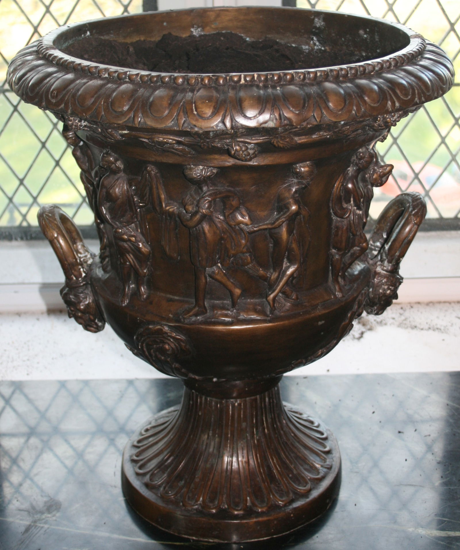 Very Heavy Classical Style Bronze Urn: Title:Very Heavy Classical Style Bronze Urn Description: Very Heavy Classical Style Bronze Urn An impressive and substantial classical-style bronze urn featuring detailed relief decoration