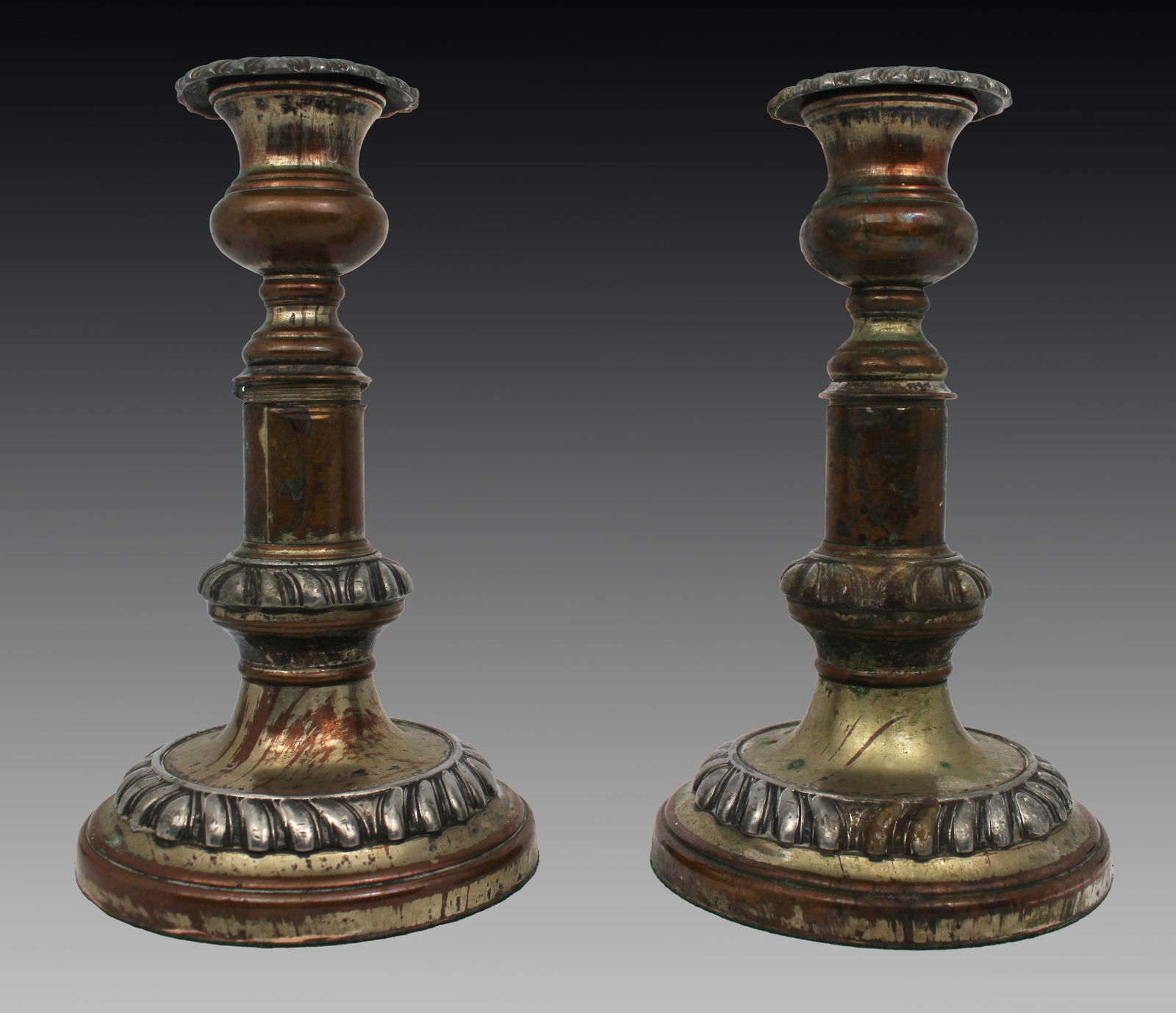 Pair of Antique Sheffield Plate Telescopic Candlesticks: Title:Pair of Antique Sheffield Plate Telescopic Candlesticks Description: Pair of Antique Sheffield Plate Telescopic Candlesticks Antique pair of early 19th C. Sheffield Plate telescopic