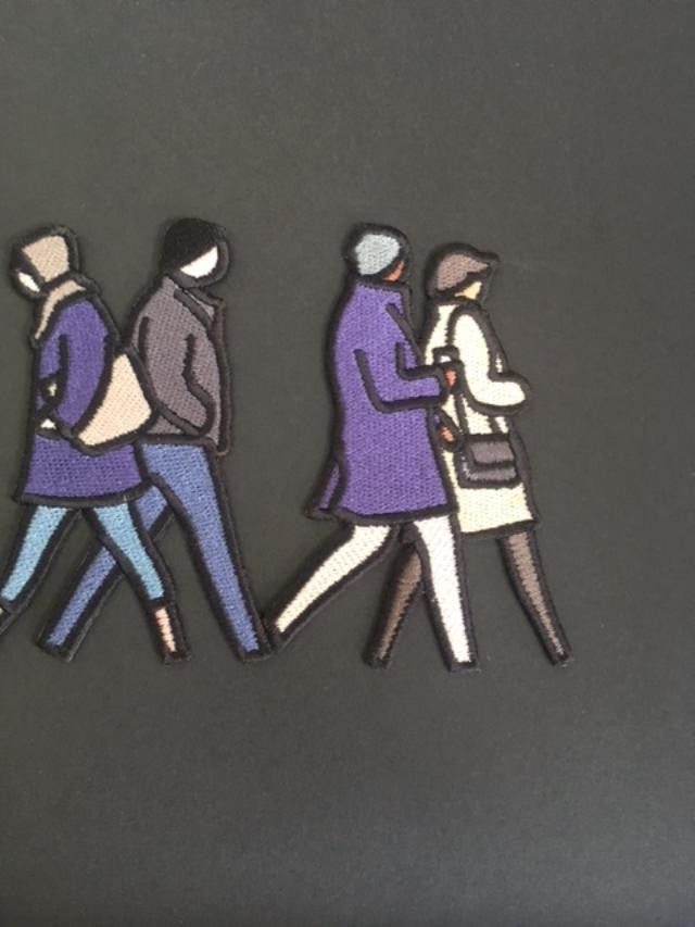 Julian Opie (1958-) ‘London Couples’, Embroidered Figurines On Board, Framed, 2021 - 4