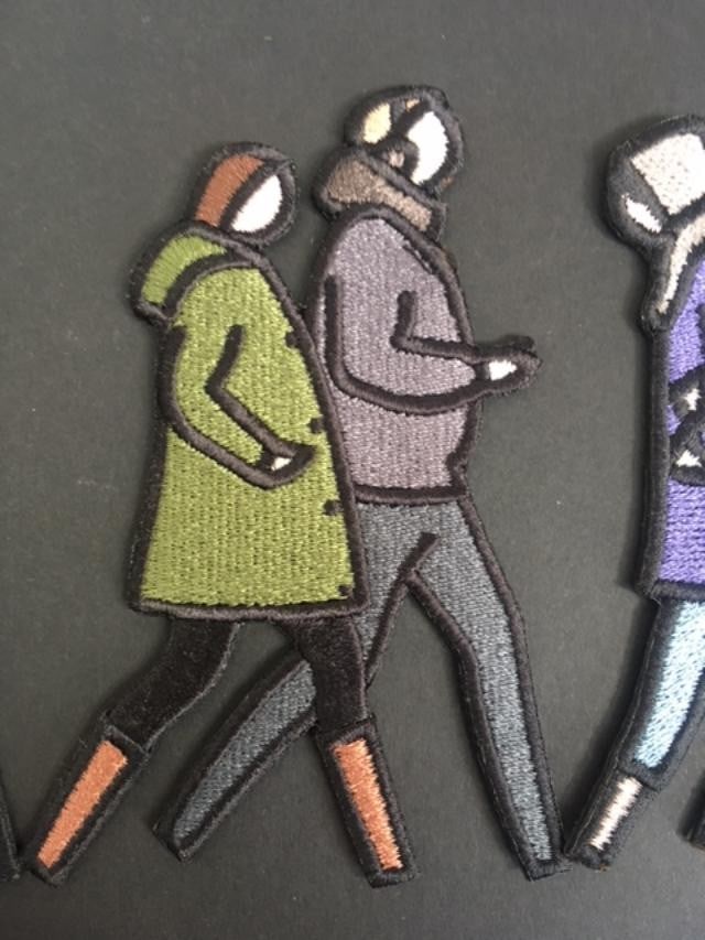 Julian Opie (1958-) ‘London Couples’, Embroidered Figurines On Board, Framed, 2021 - 7