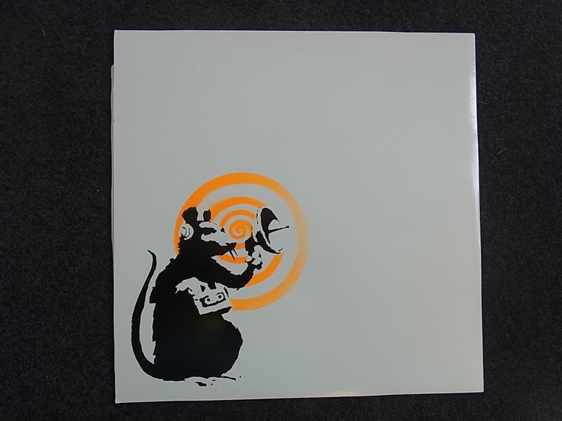 Banksy Limited Edition (1000) Radar Rat Record & Cover As Seen In Museums. Free Post In UK 2008: Title: Banksy Limited Edition (1000) Radar Rat Record & Cover As Seen In Museums. Free Post In UK 2008 Description: Orange on White, a record & Cover from the limited edition of