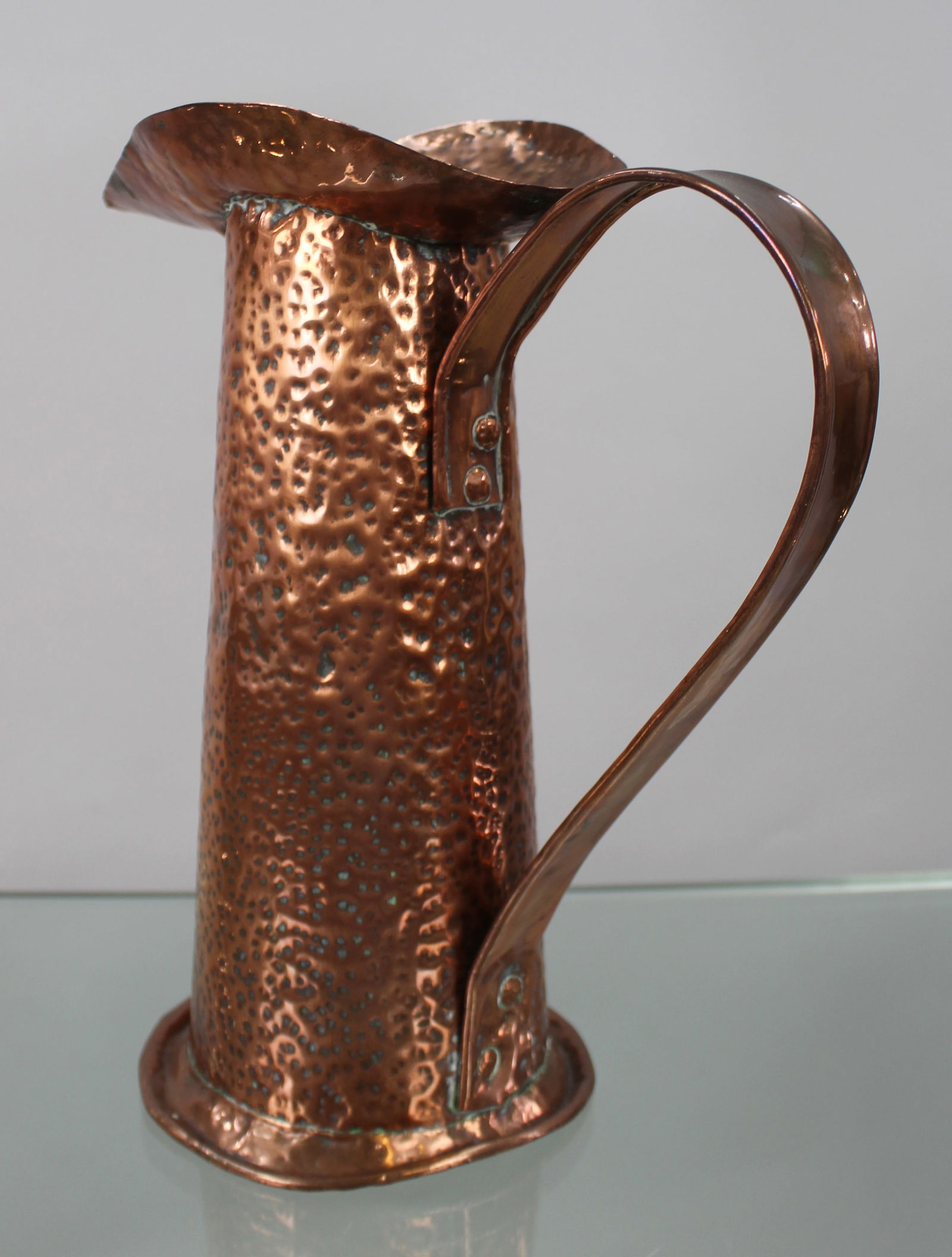 Large Arts & Crafts Hammered Copper Jug, c.1900 - 8