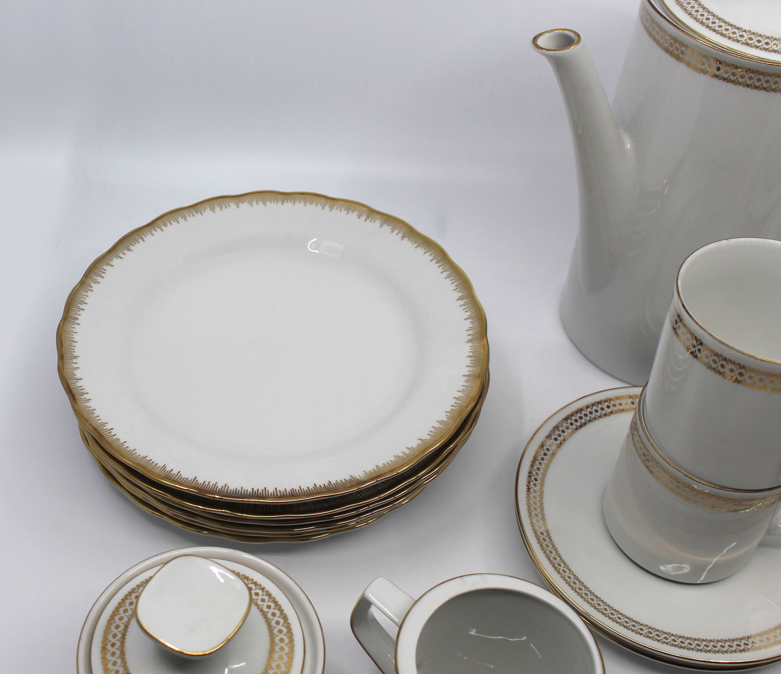 23 Piece Winterling Bavaria White & Gold Porcelain Coffee Service - 2