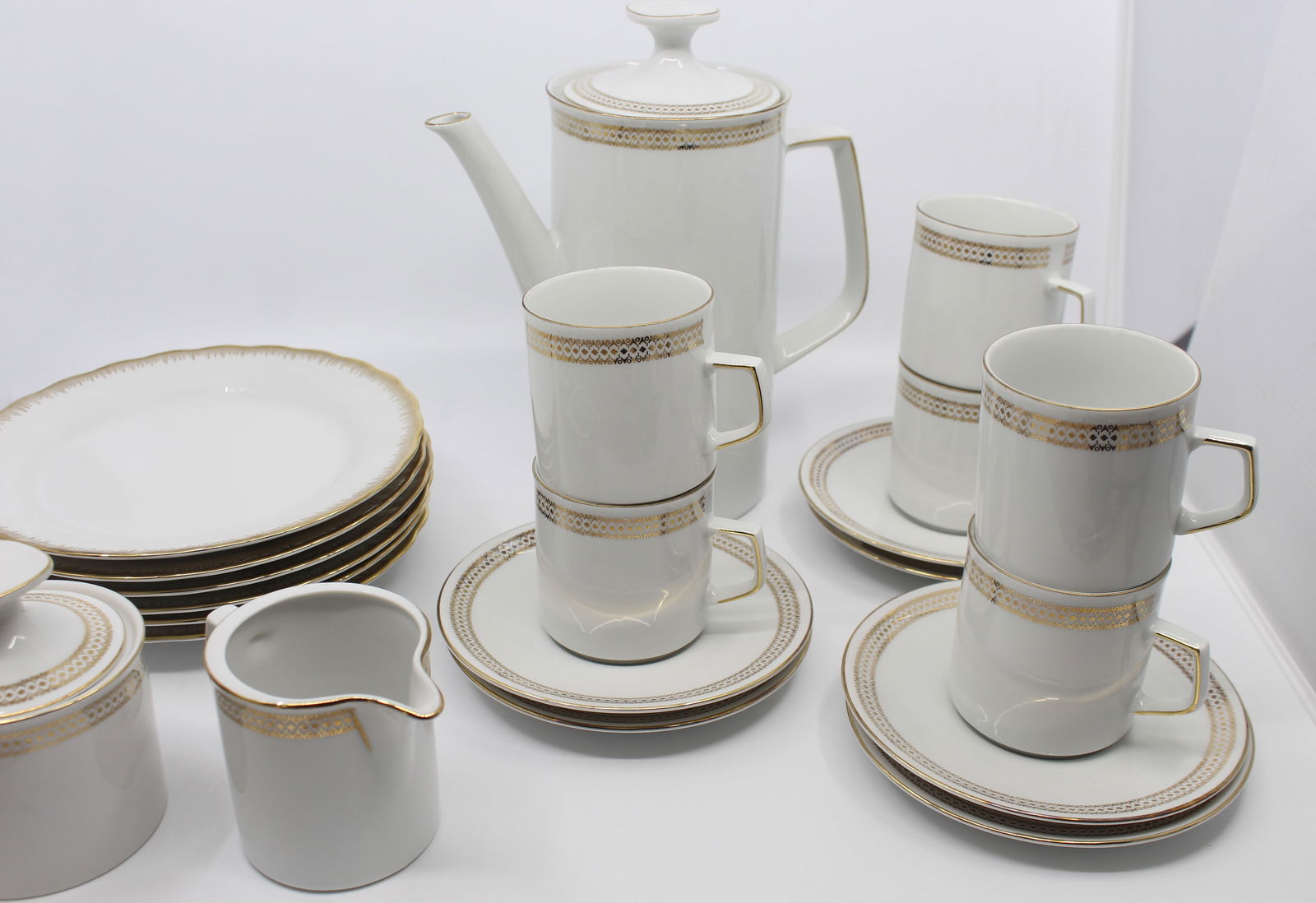 23 Piece Winterling Bavaria White & Gold Porcelain Coffee Service - 6