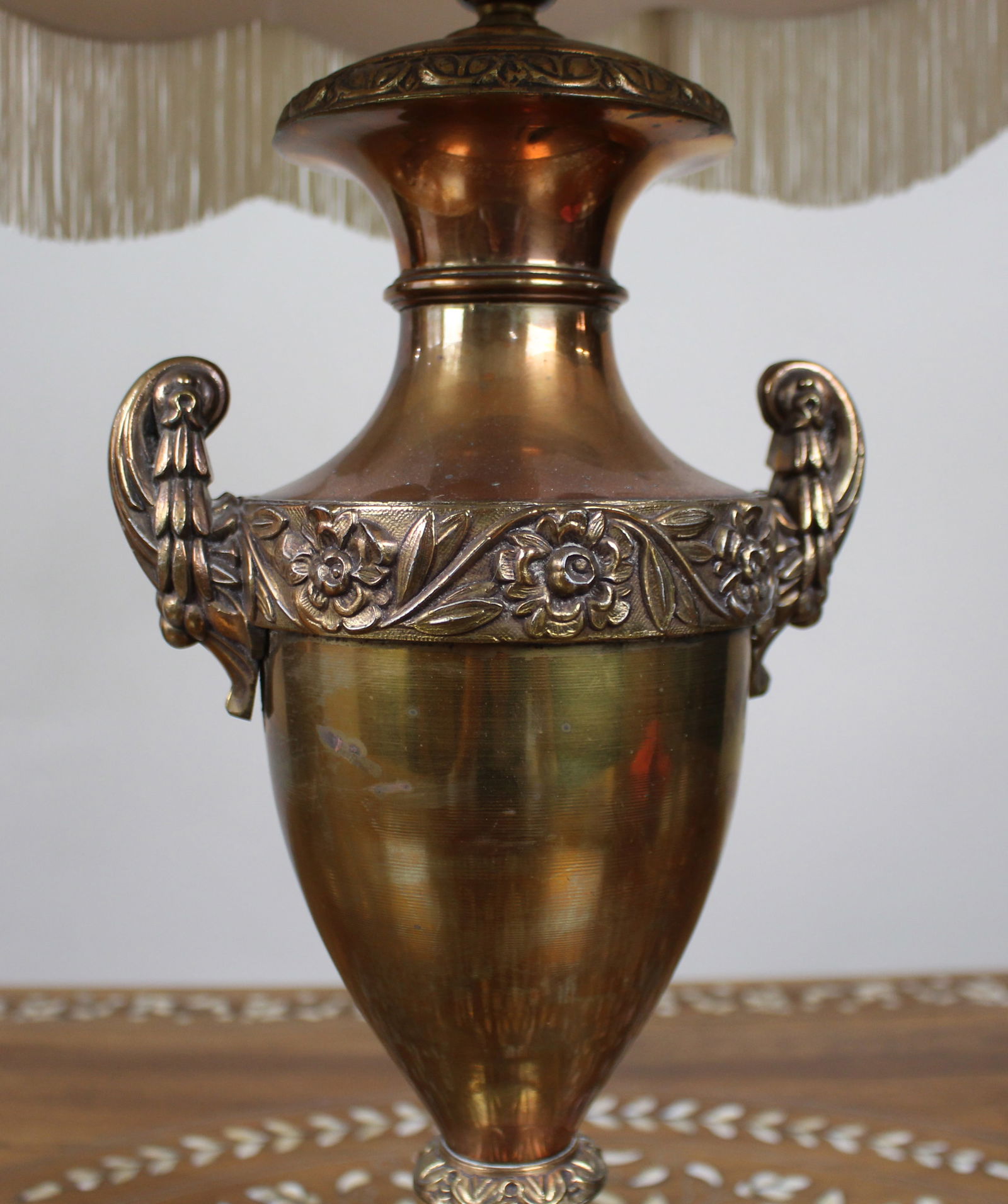 Large Vintage Bronze Table Lamp with Ornate Urn Base - 4