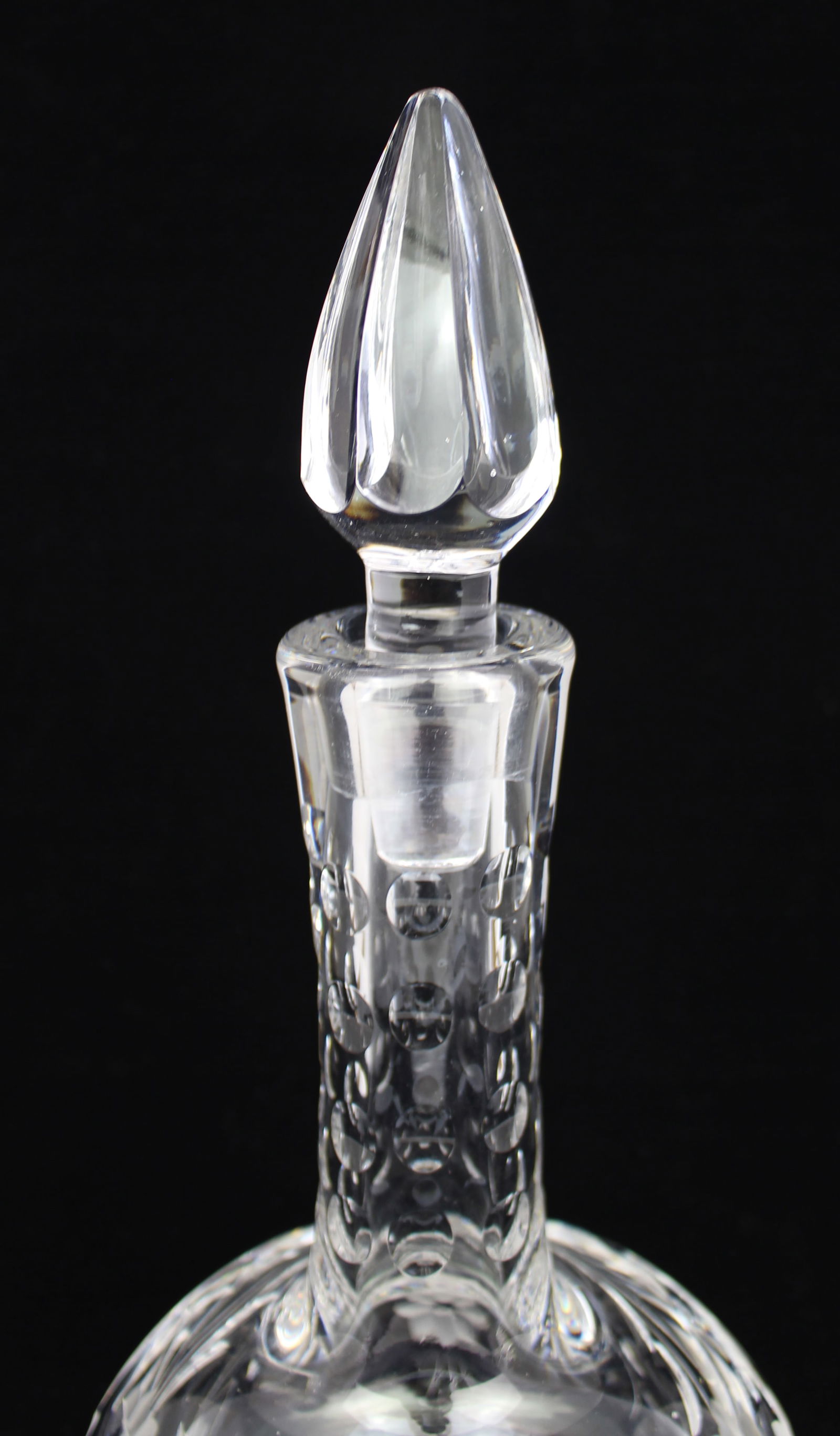 Fine Heavy Cut Crystal Drinks Decanter - 2