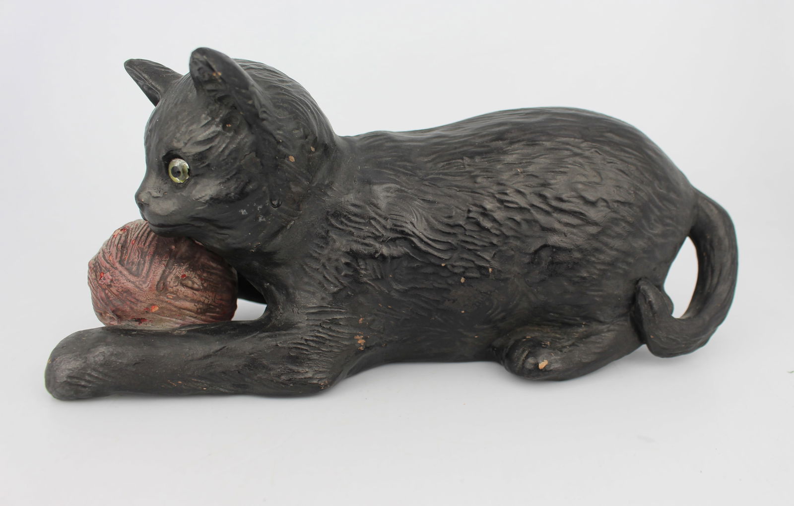 Antique Bretby Pottery Cat with Ball of Wool (Model 1518) - 7