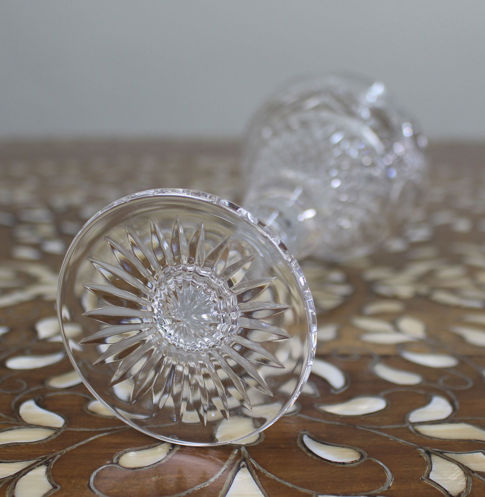 Set of 6 Fine Stuart Crystal Beaconsfield Cut Wine Glasses - 12