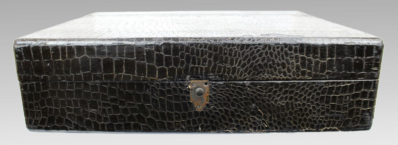 Japanese Moriage Dragonware Tea Set with Arhats – c.1950, Original Case - 14