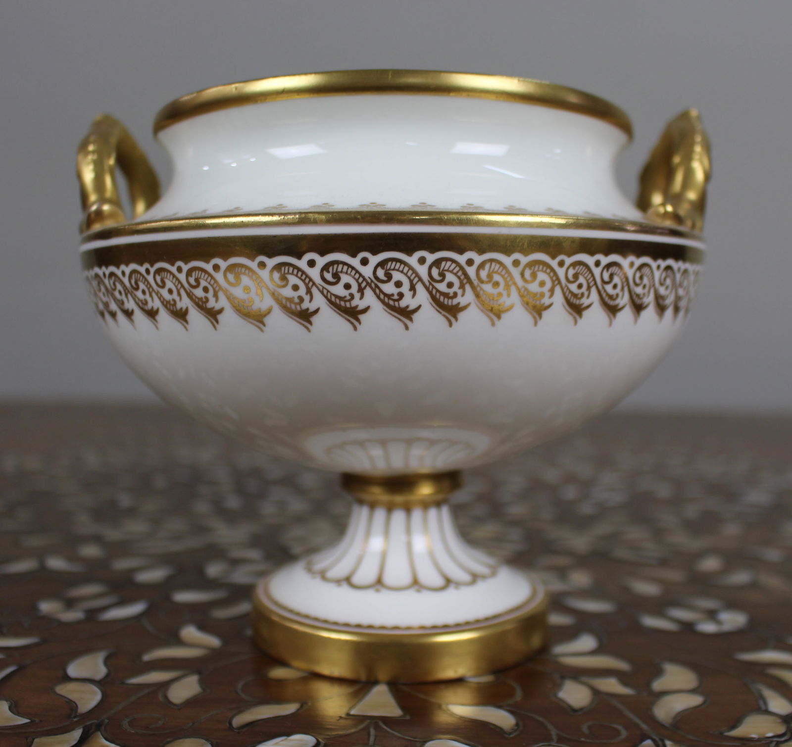 19th Century English White & Gilt Two-Handled Porcelain Urn - 3