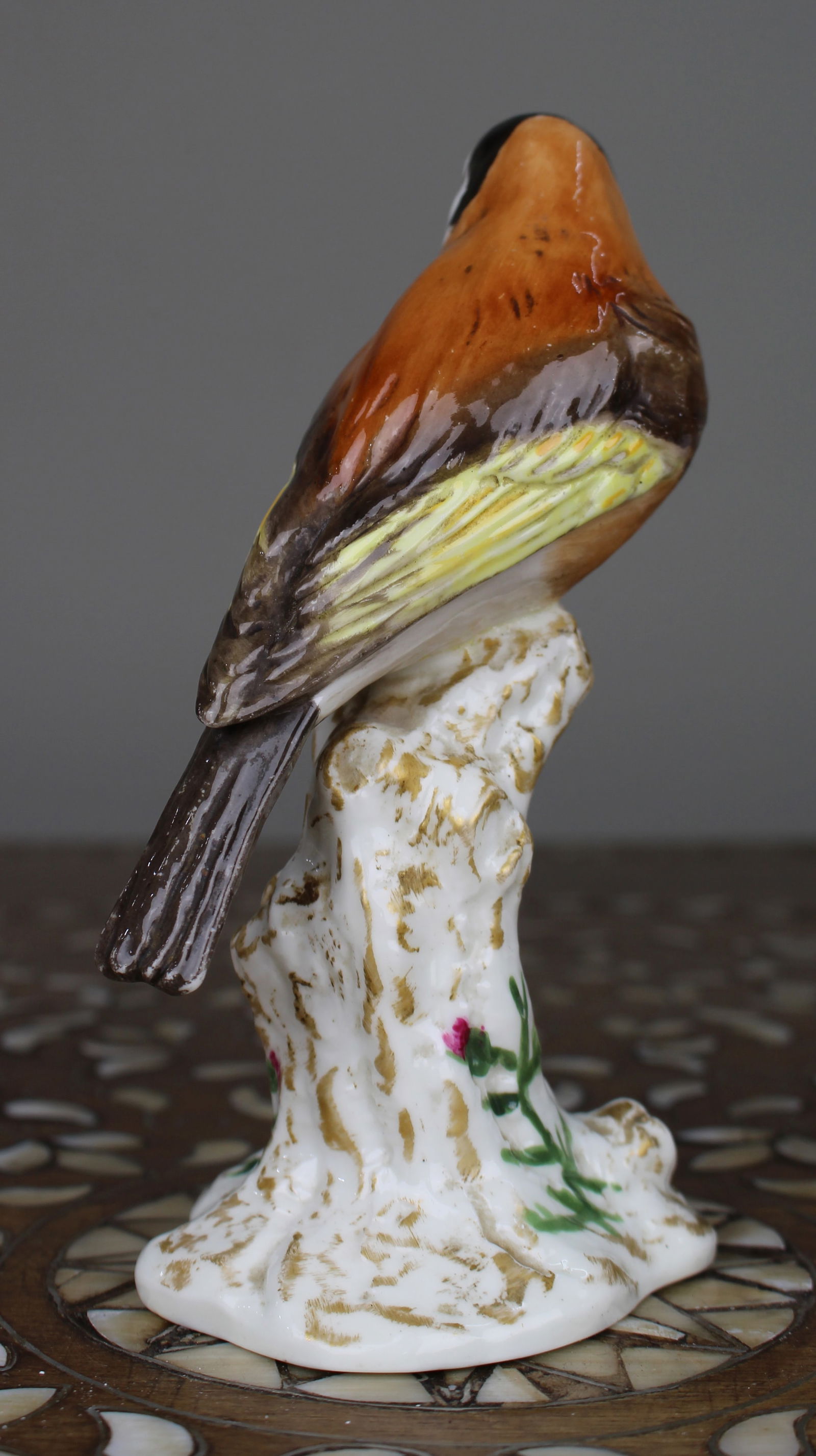Royal Worcester Porcelain Goldfinch Figure, Model 2667 - 3