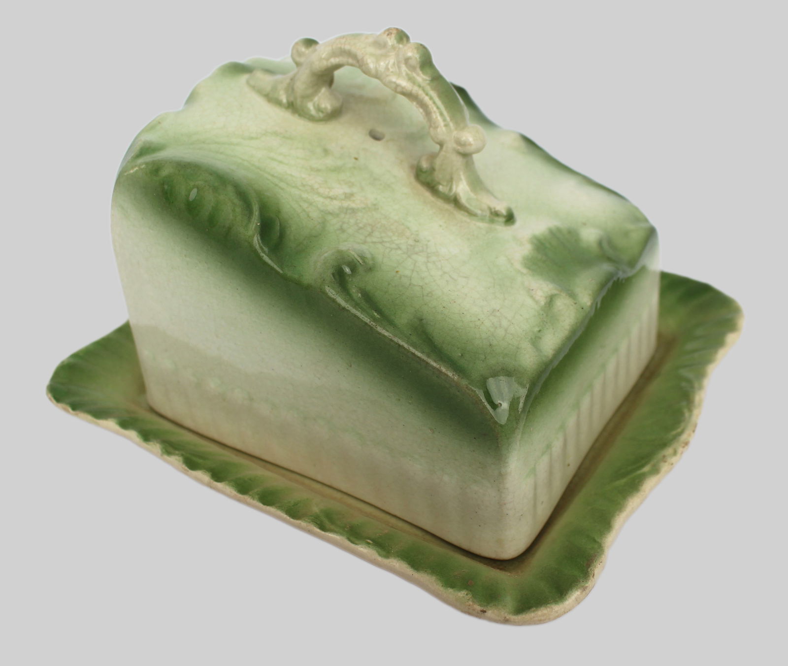 Antique Victorian English Cheese Dish: Title: Antique Victorian English Cheese Dish Description: Antique Victorian English Cheese Dish English, circa 1880–1900 A decorative late 19th-century Victorian earthenware chees