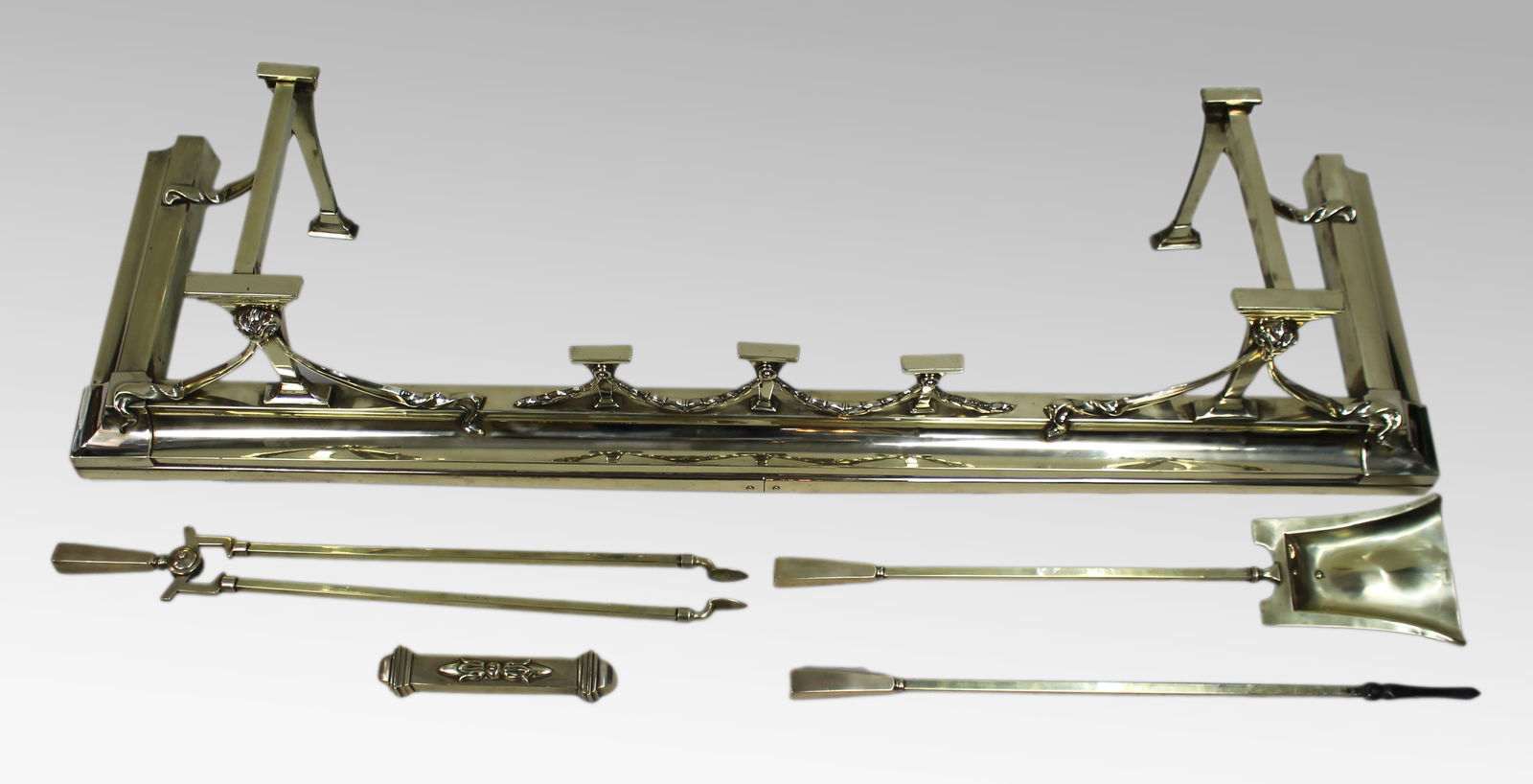 Antique Edwardian Brass Fireplace Fender & Matching Fire Irons - 2