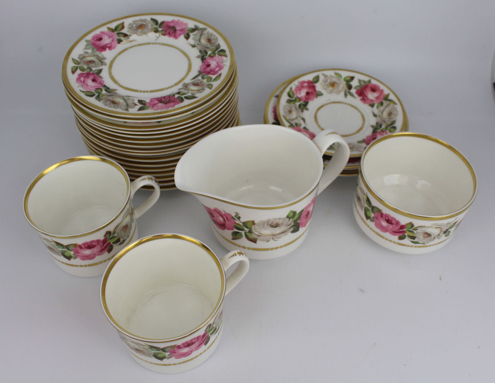 Collection of Royal Worcester Royal Garden Pattern - 2