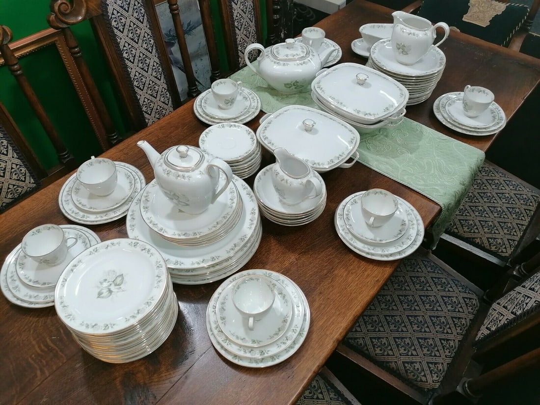 Extensive Franconia Krautheim “Summer Bloom“ Dinner Tea Service - 10